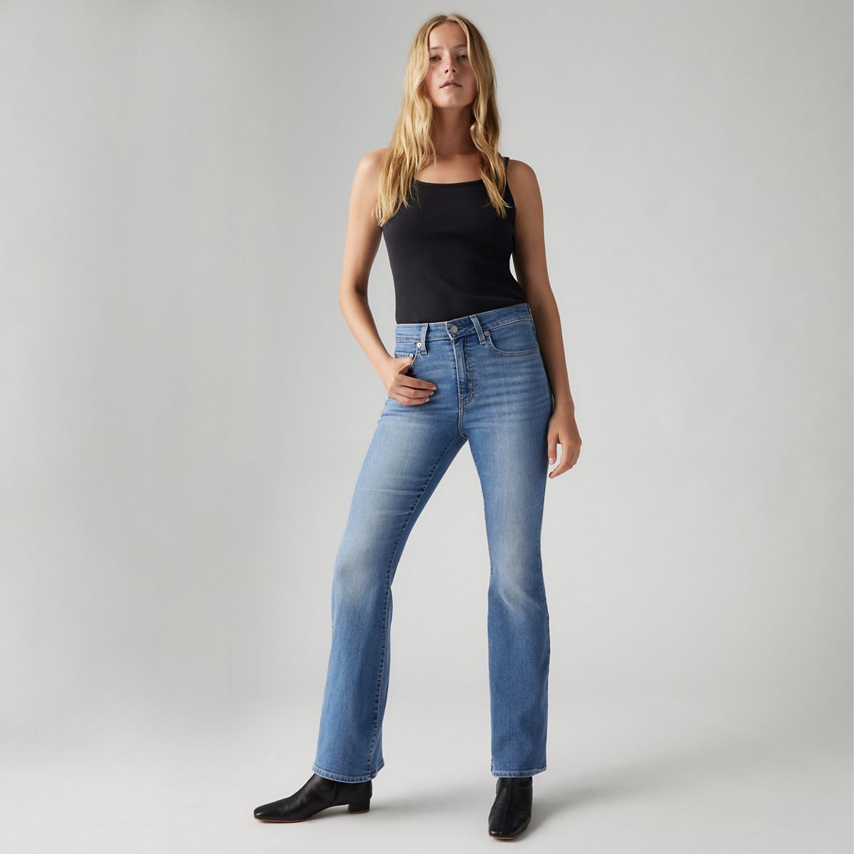726 High-Rise Flare Women's Jeans — Eternal Indigo Mid - Medium Wash