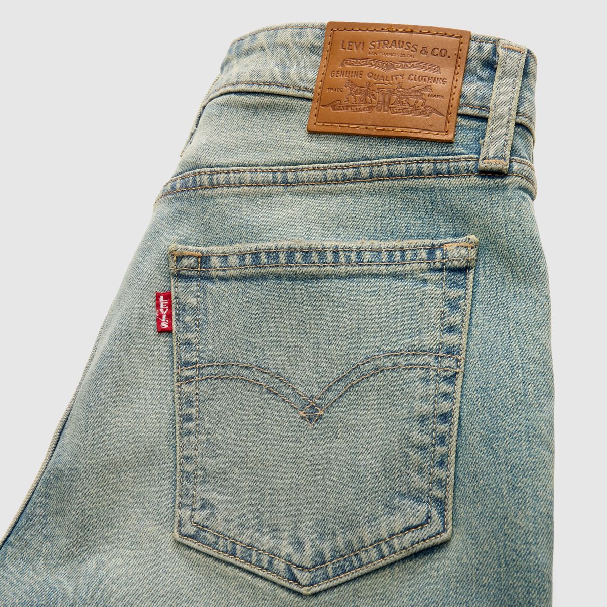 726 High-Rise Flare Women's Jeans — Bite Back Str - Medium Wash