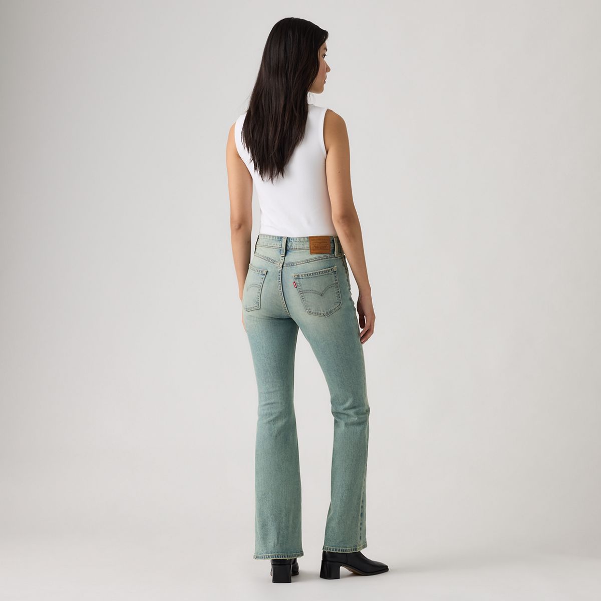 726 High-Rise Flare Women's Jeans — Bite Back Str - Medium Wash
