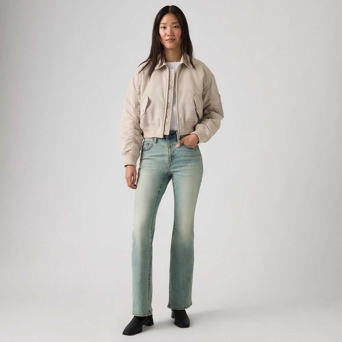 726 High-Rise Flare Women's Jeans — Bite Back Str - Medium Wash