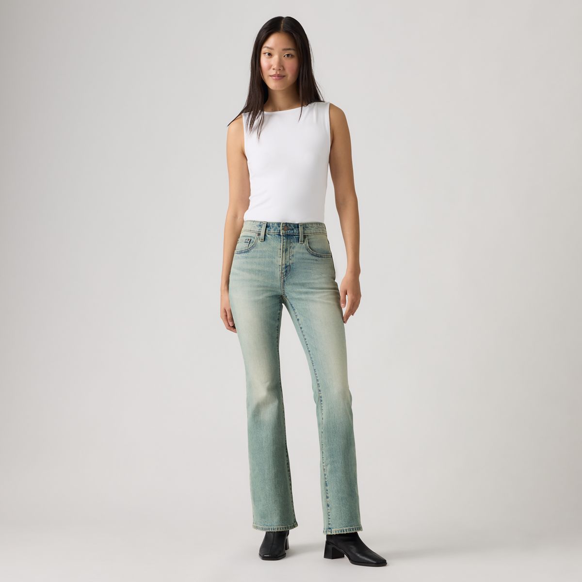 726 High-Rise Flare Women's Jeans — Bite Back Str - Medium Wash