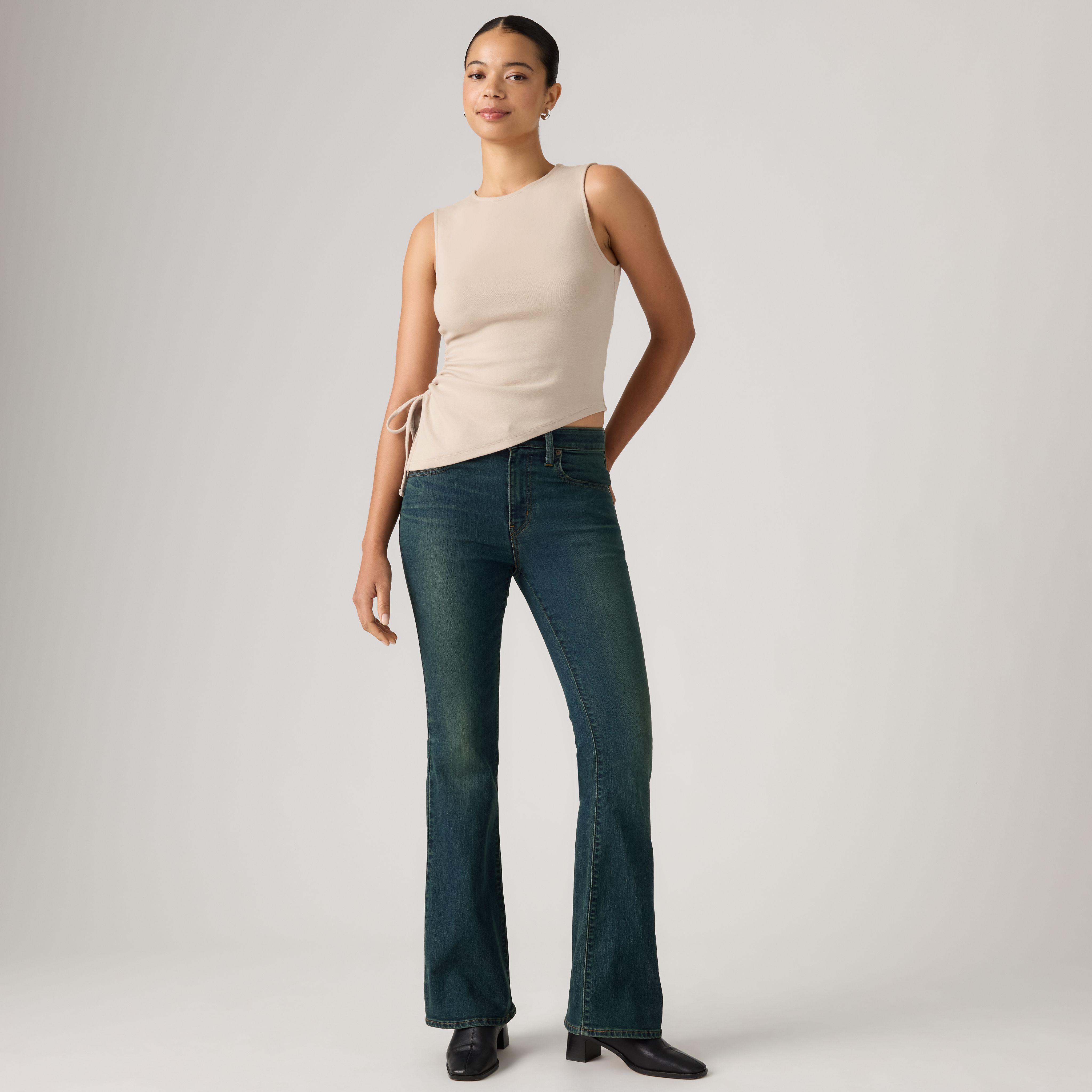 726 High-Rise Flare Women's Jeans 1