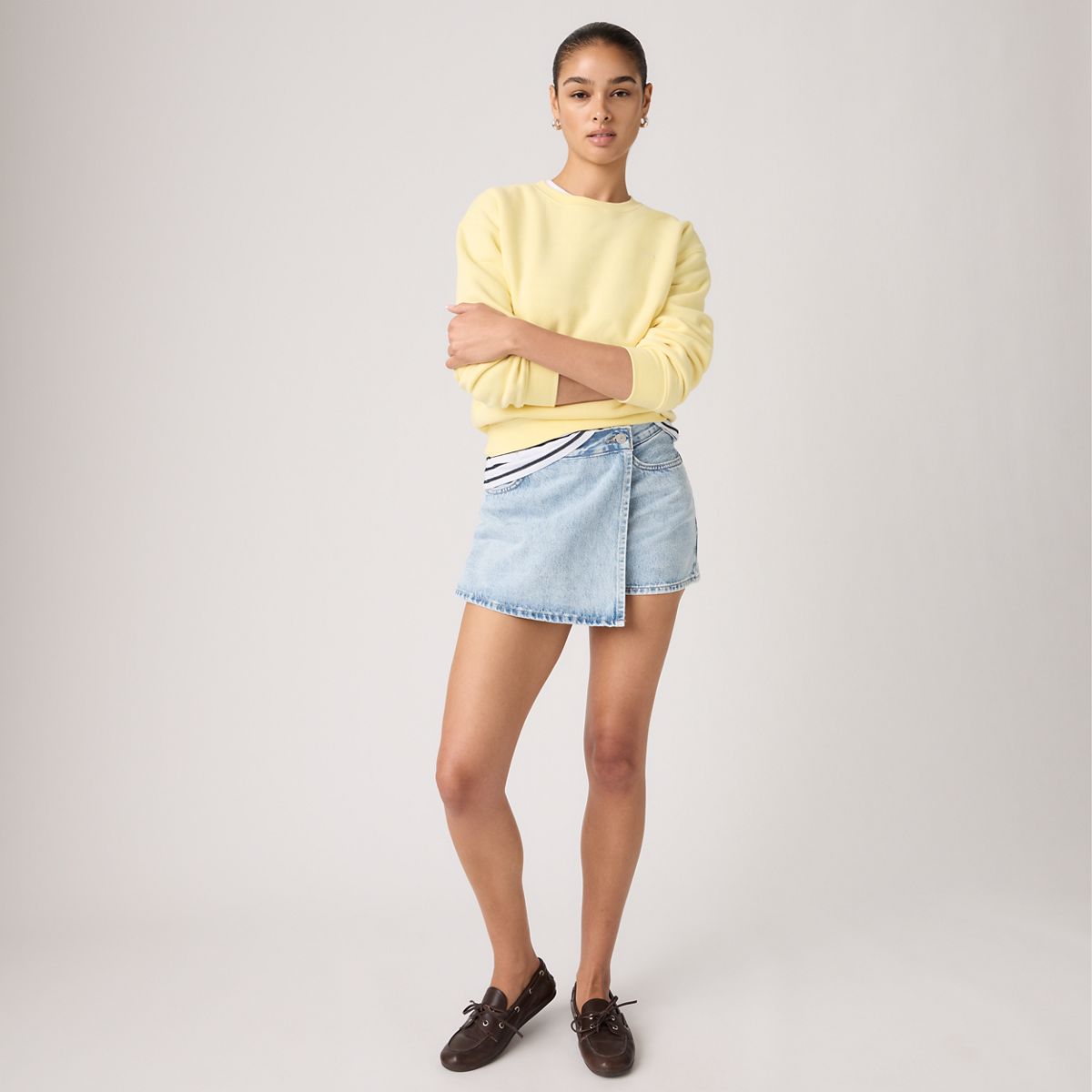 Crossover Skort — Abraided Art Skirt - Light Wash