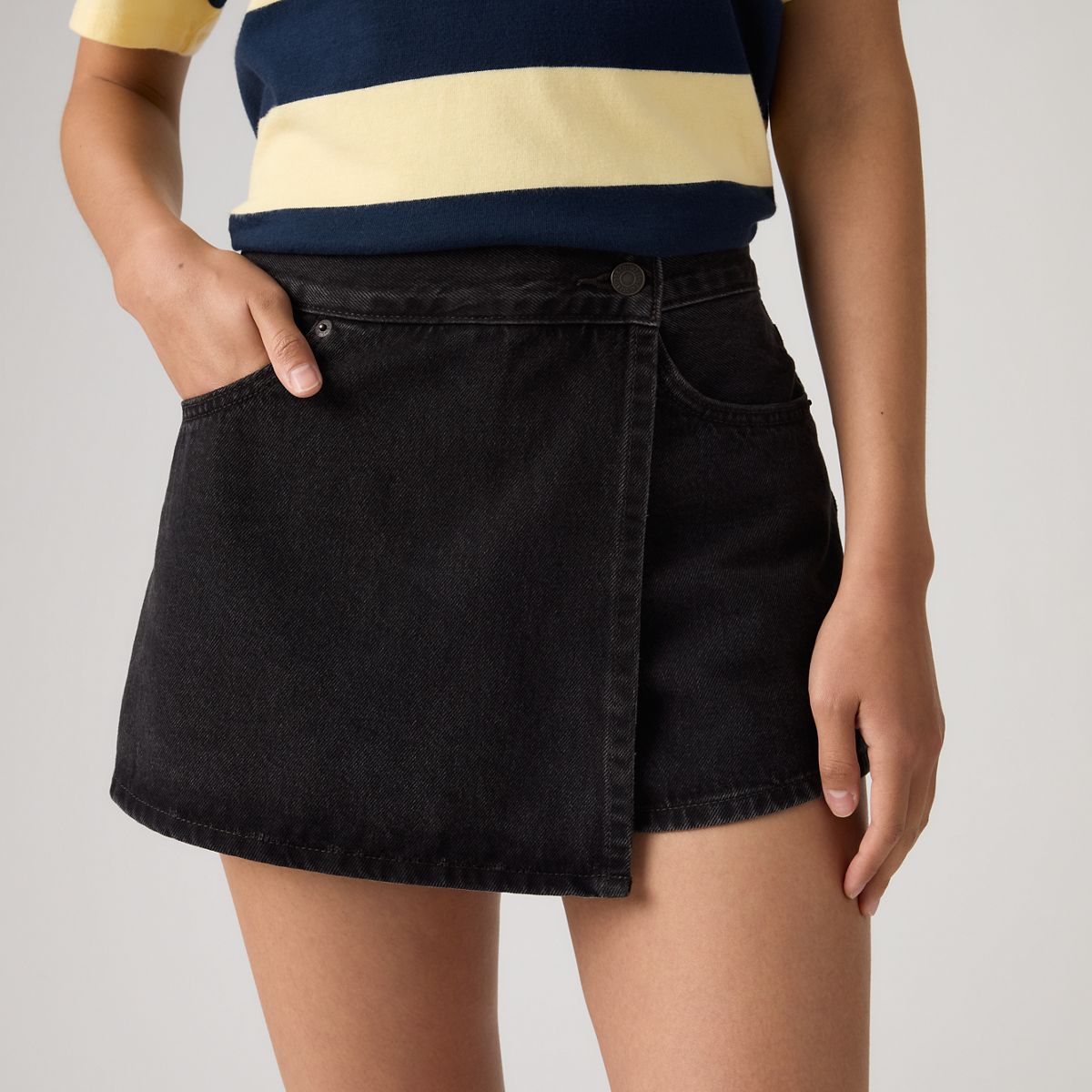 Crossover Skort — Open Mind - Black