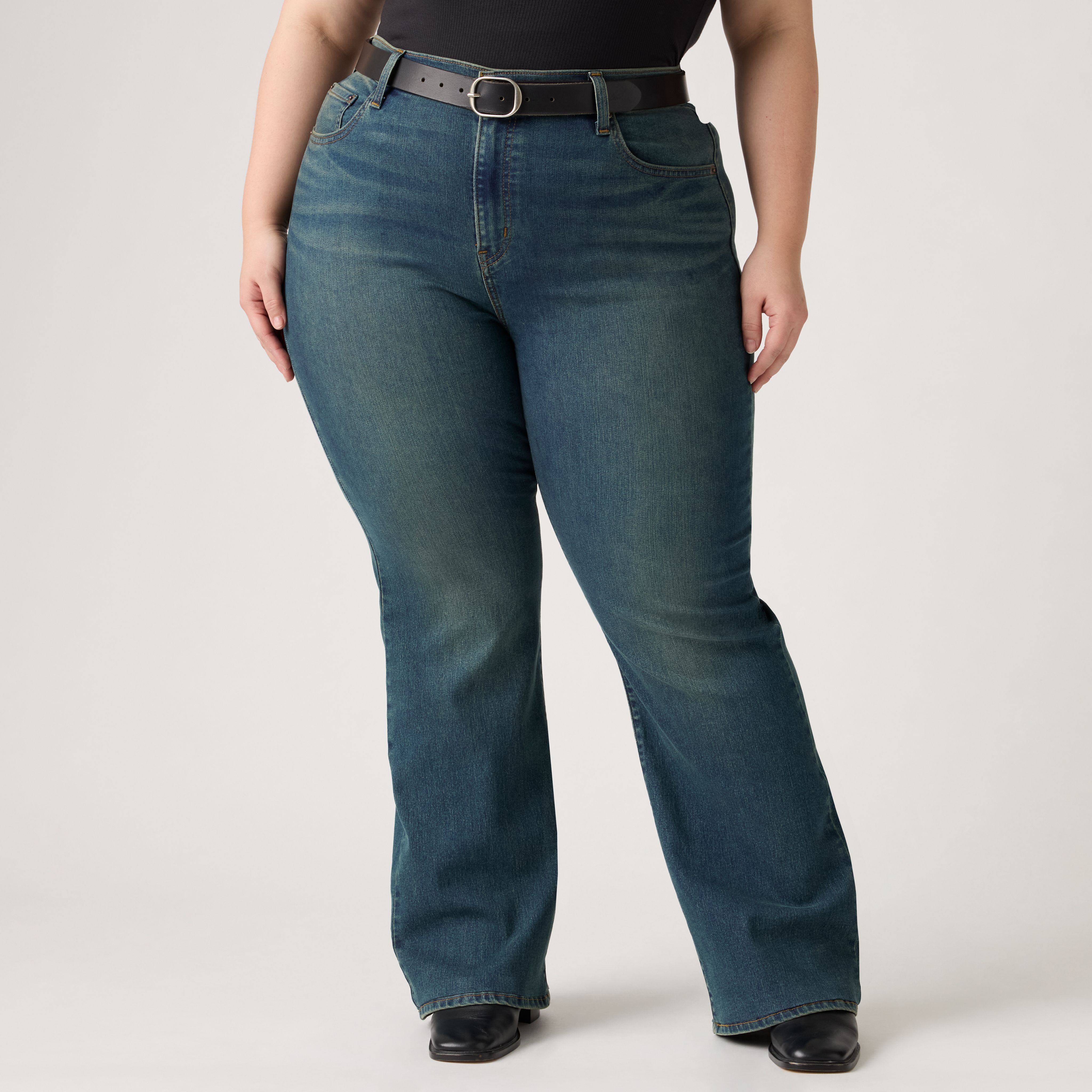726 High-Rise Flare Women's Jeans (Plus Size) 2