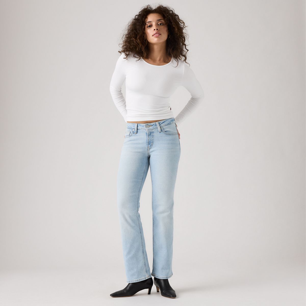 Superlow Bootcut Women's Jeans — All Alone - Light Wash