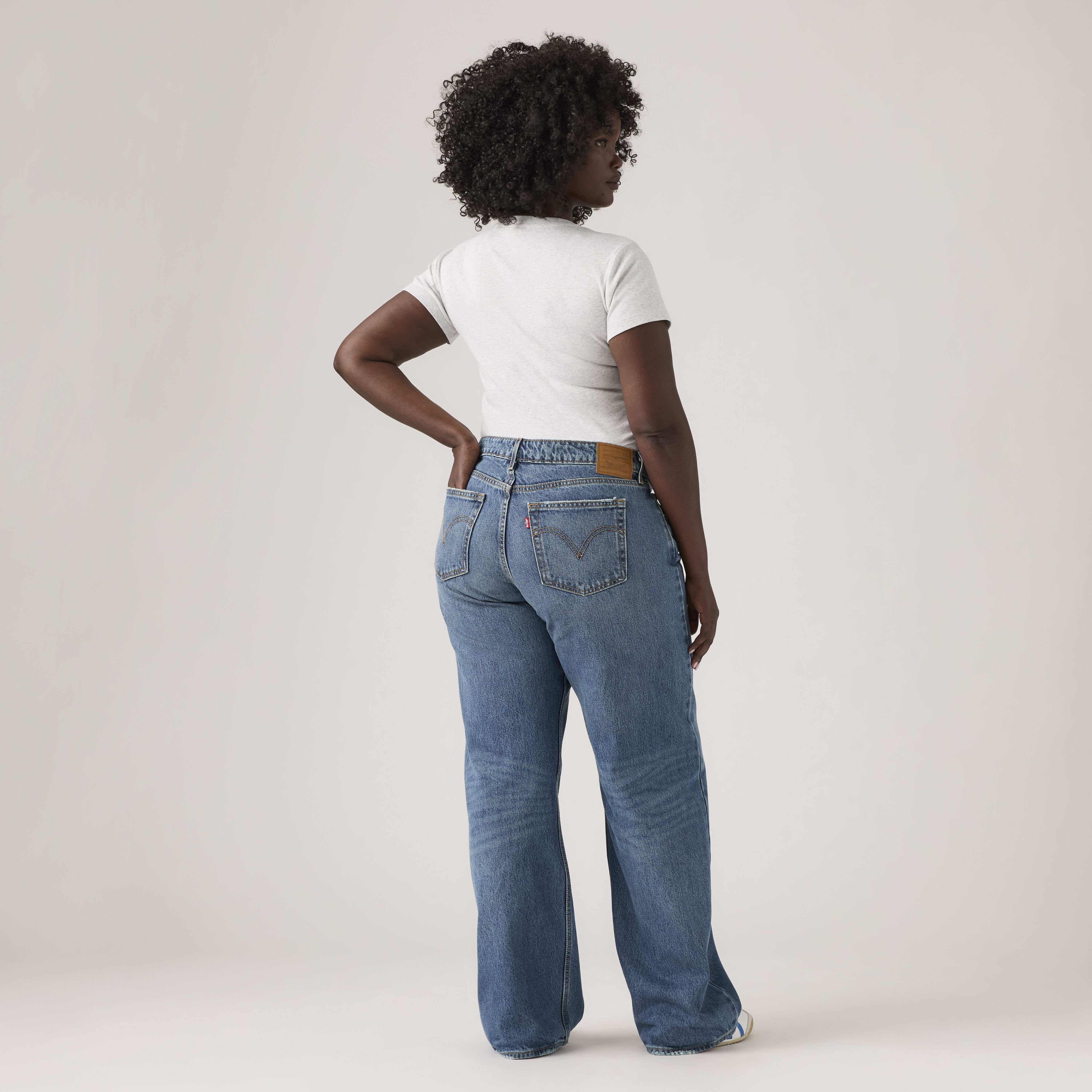 Jean ample taille basse pour femme 12