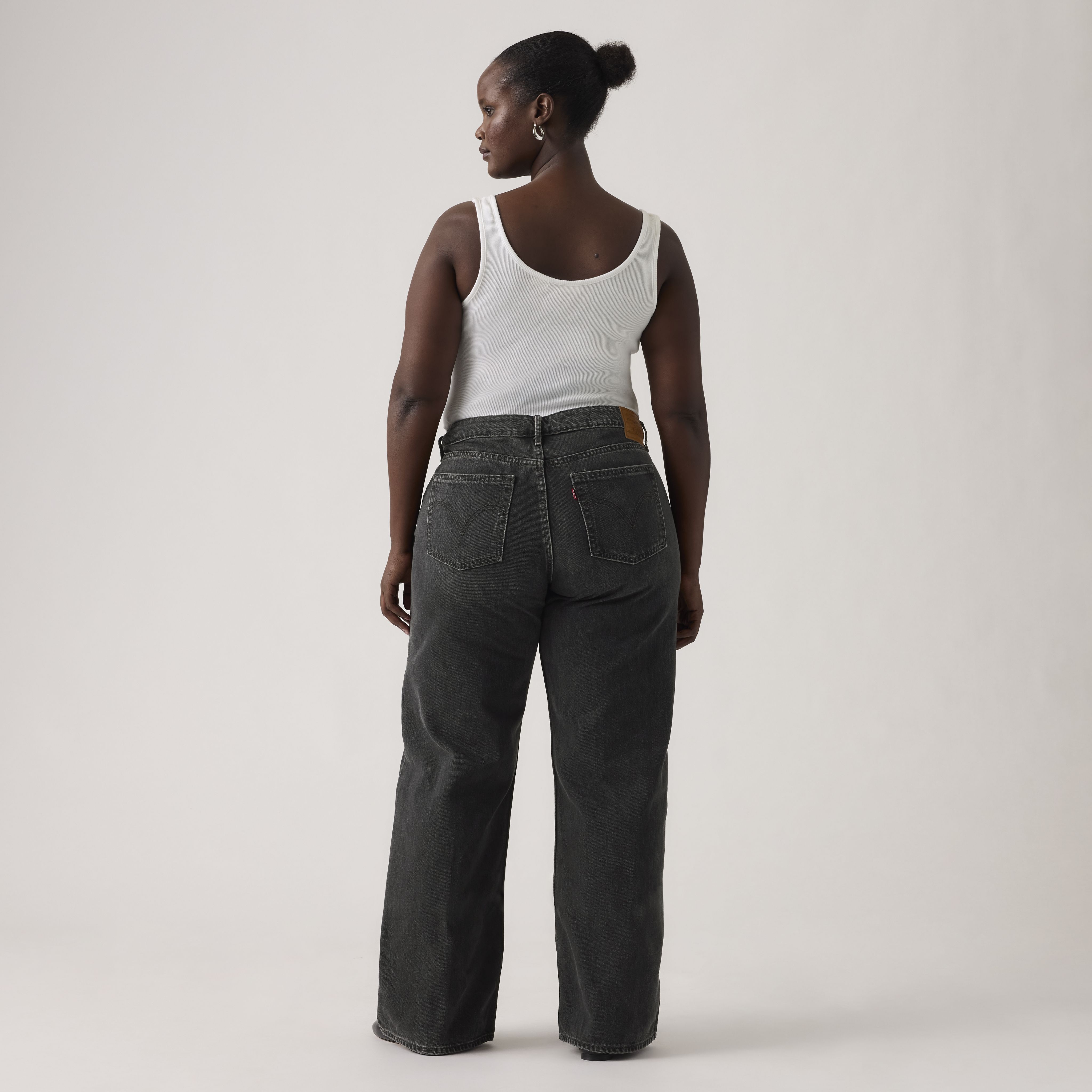 Jeans Loose bajos 12