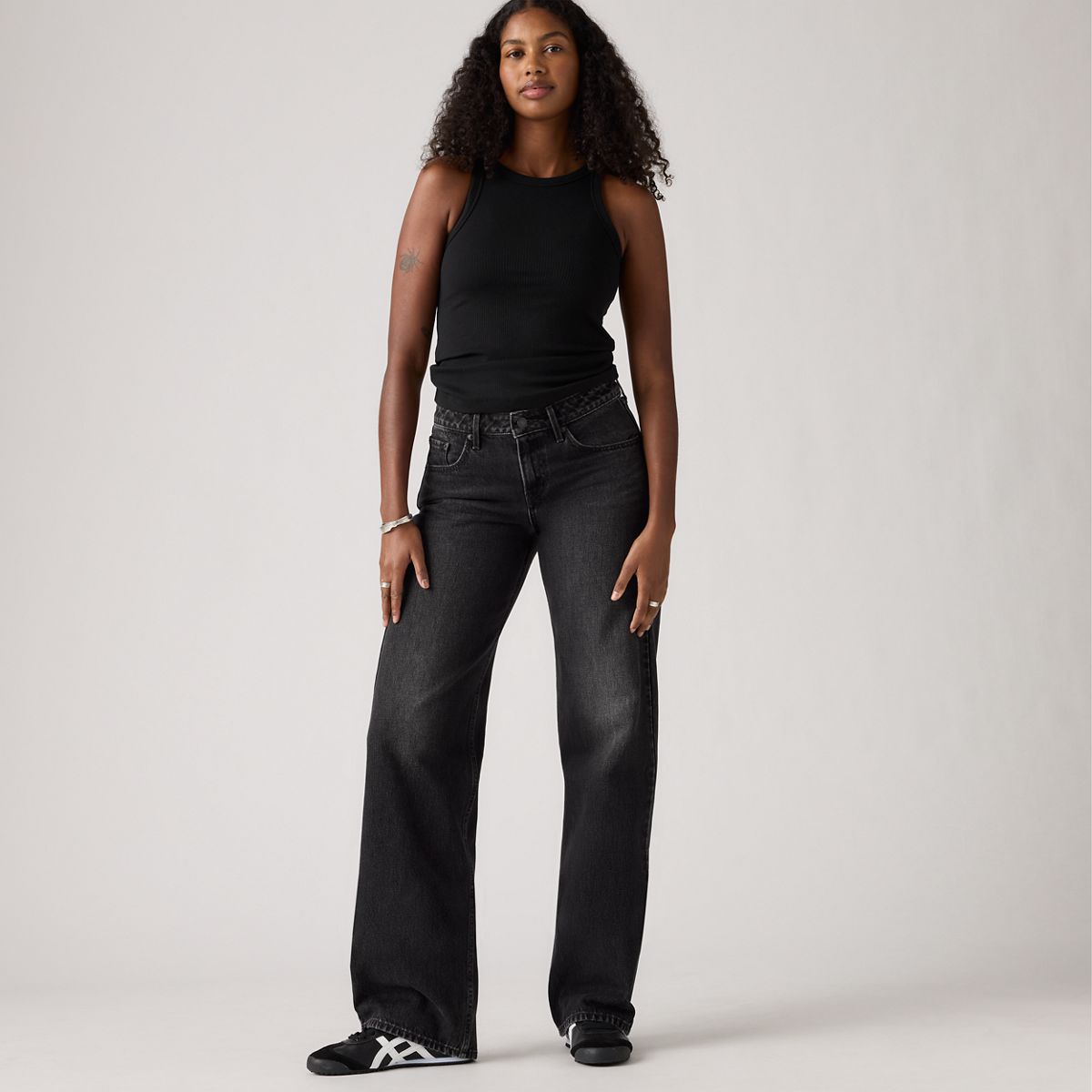 Low Loose Women's Jeans — Tech Storm - Black