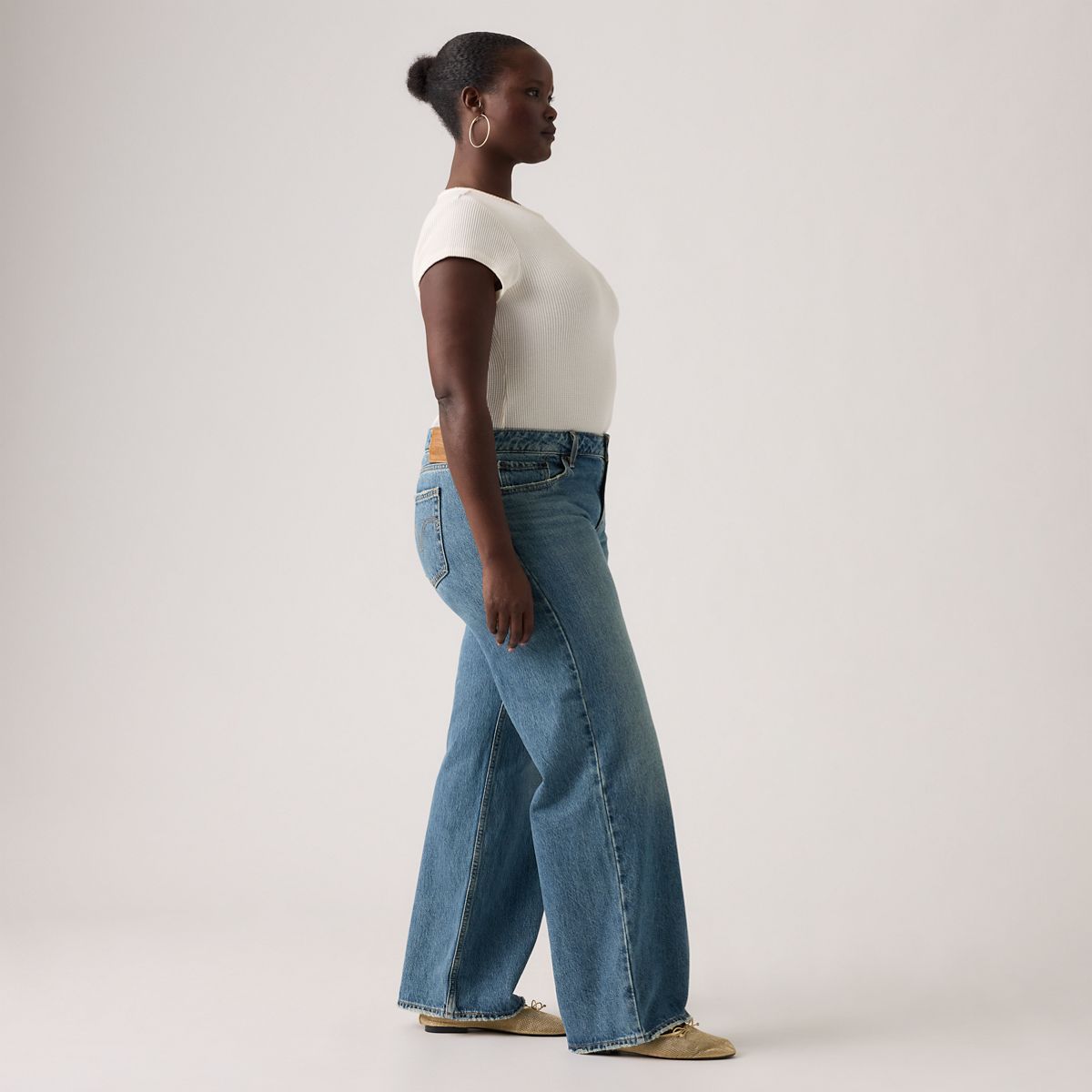 Low Loose Women's Jeans — Rescued City - Medium Wash