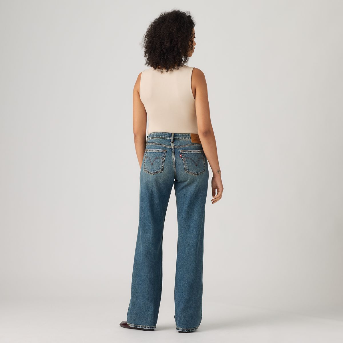 Low Loose Women's Jeans — Counting Bills - Dark Wash