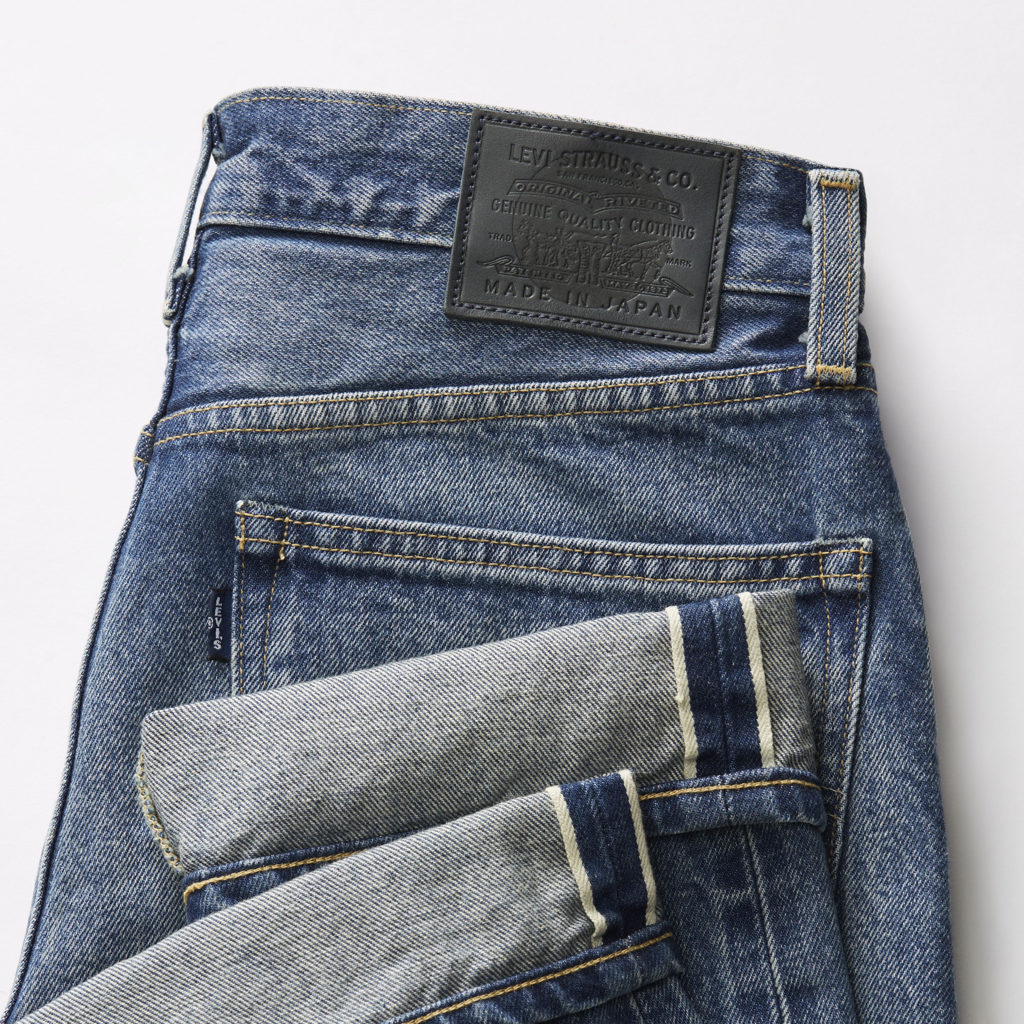 Levi’s® Blue Tab™ Women’s Column Jeans 8
