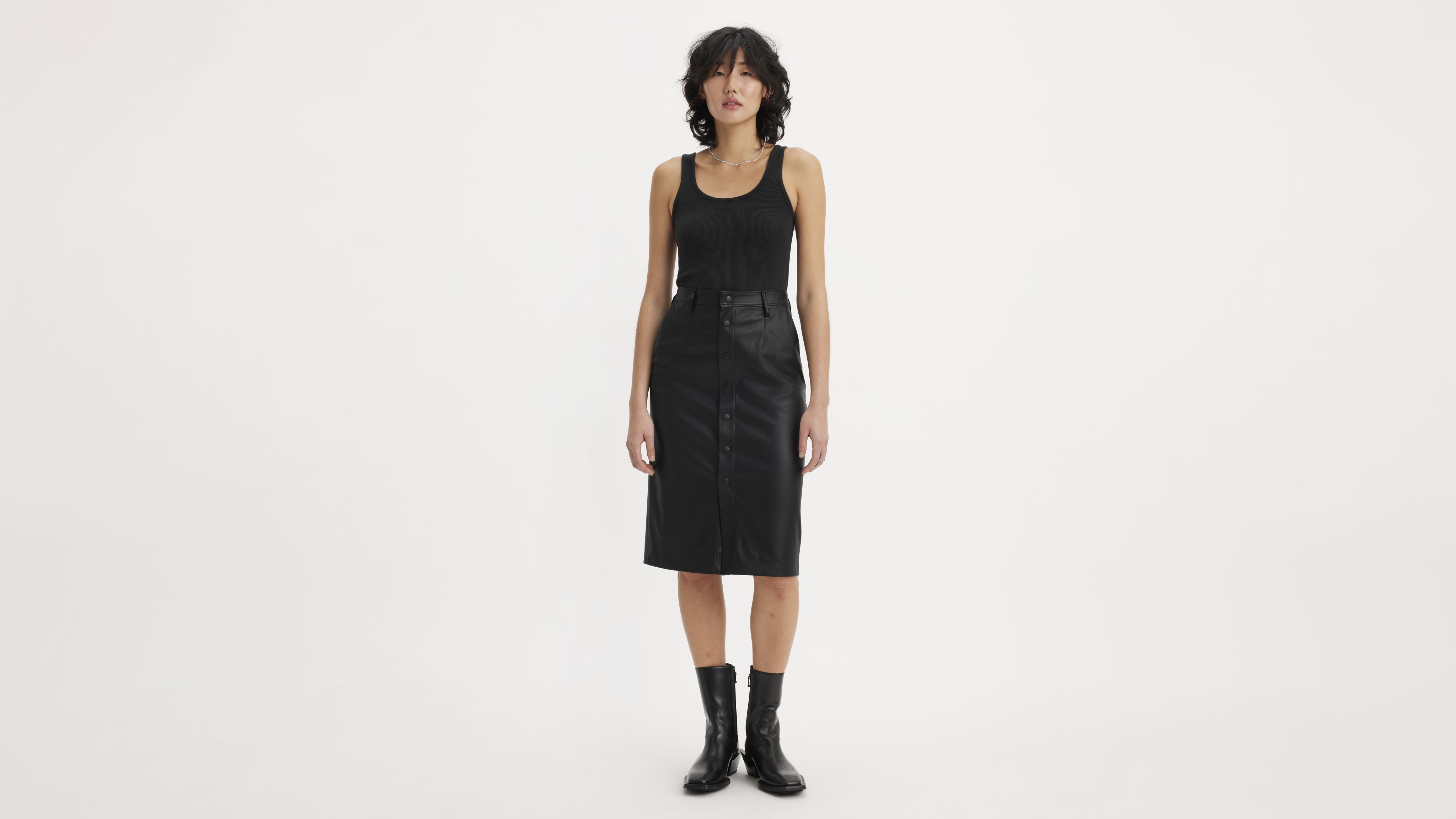 Faux Leather Icon Pencil Skirt 5