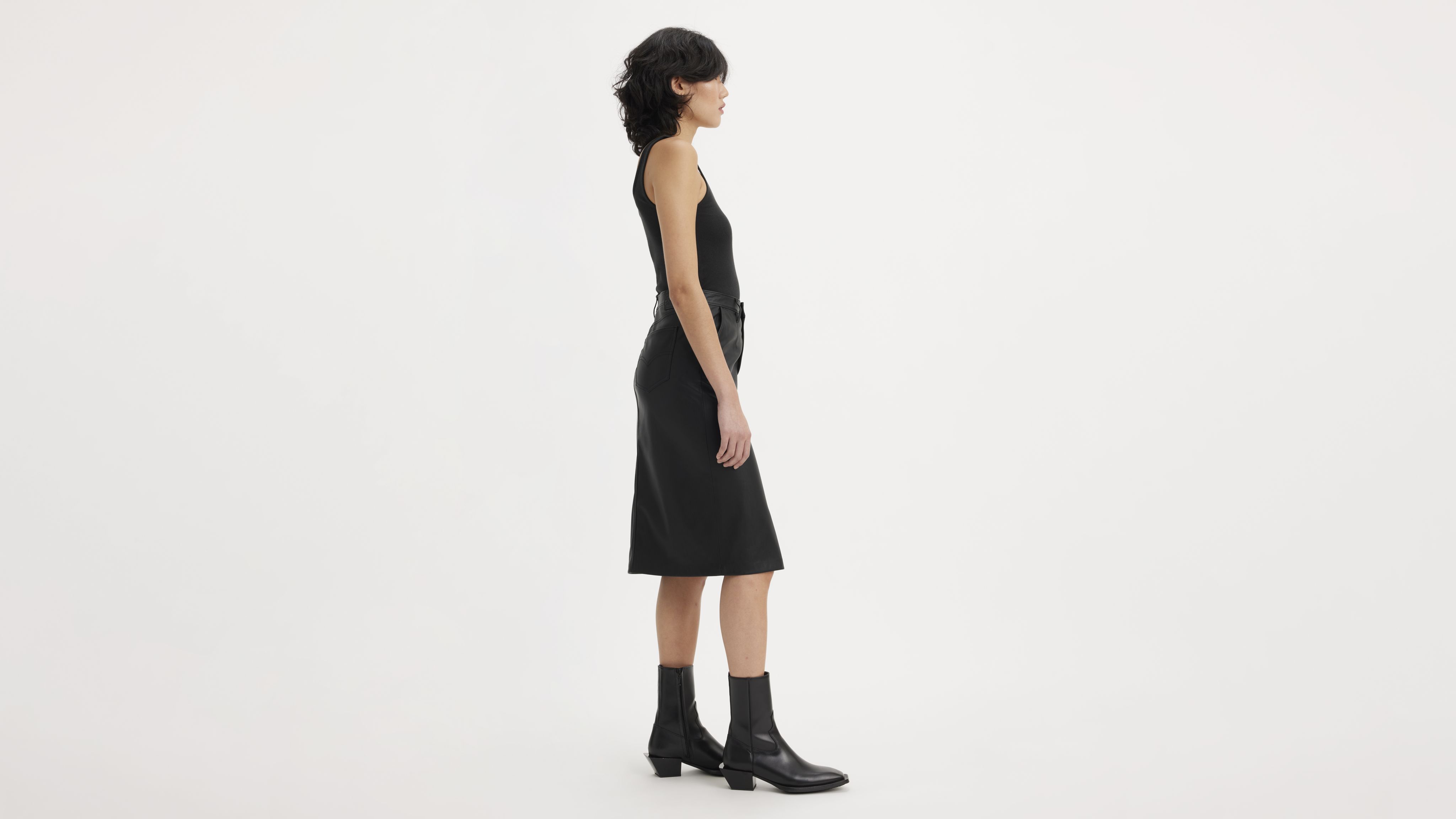 Faux Leather Icon Pencil Skirt 4