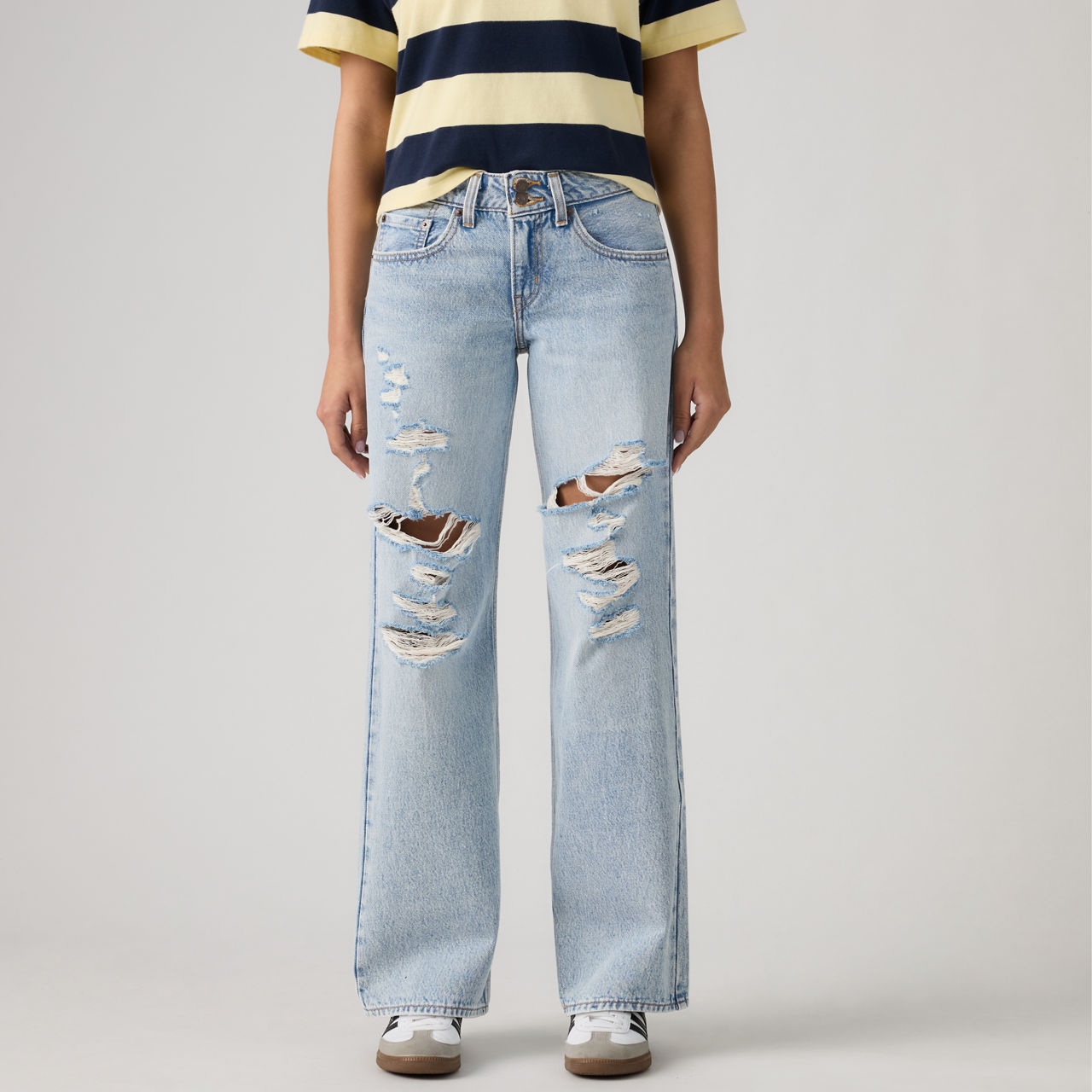 Superlow Loose Jeans 2
