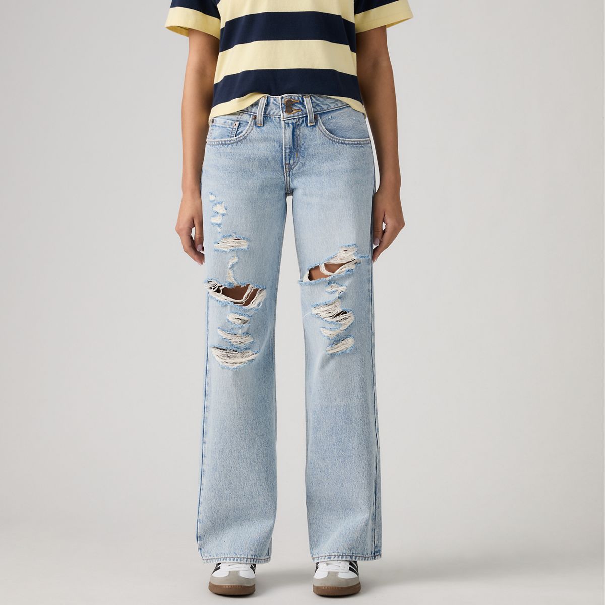 Superlow Loose Jeans — Don't Miss - Light Wash