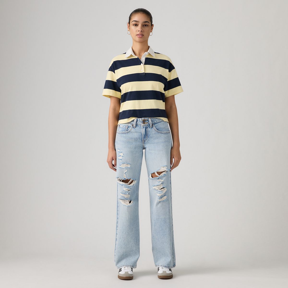Superlow Loose Jeans — Don't Miss - Light Wash