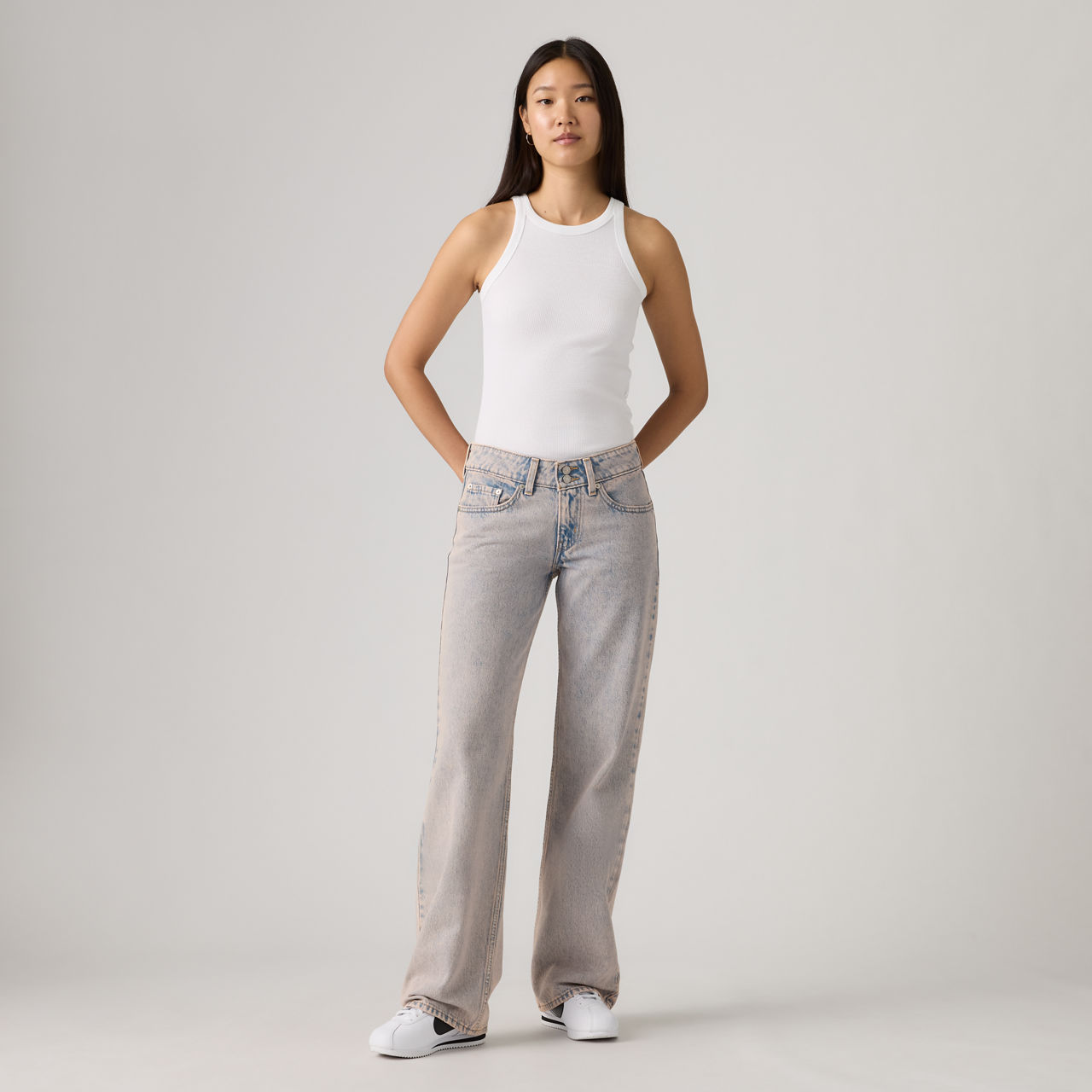 Superlow Loose Jeans 1