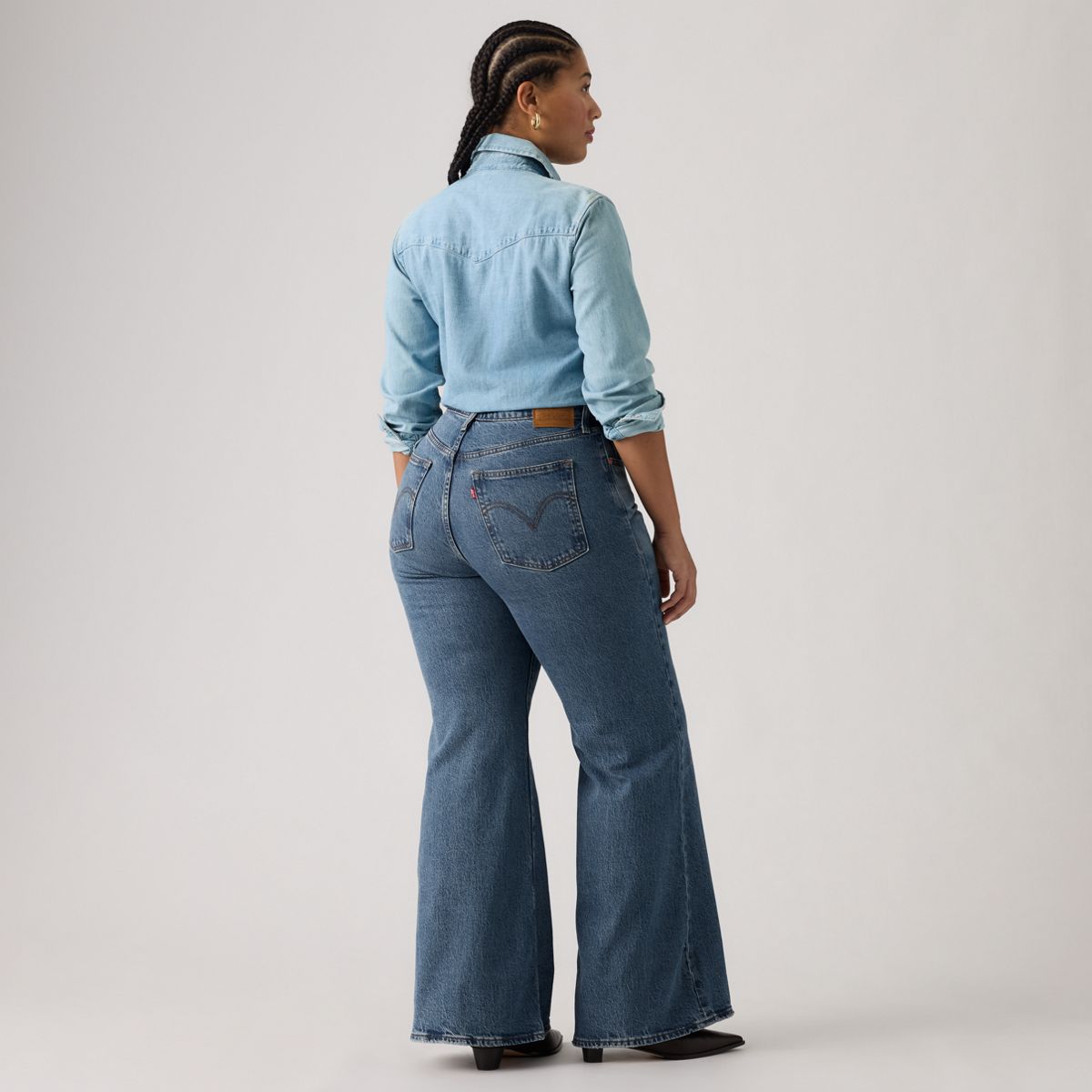 Ribcage Bell Women's Jeans — Maximum Story - Medium Wash