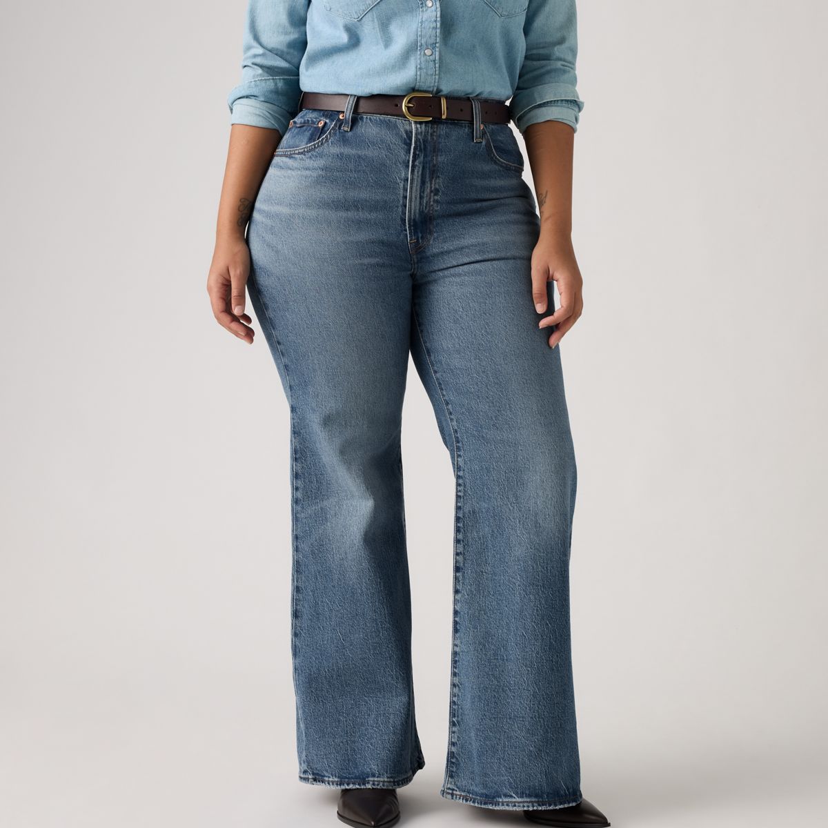 Ribcage Bell Women's Jeans — Maximum Story - Medium Wash