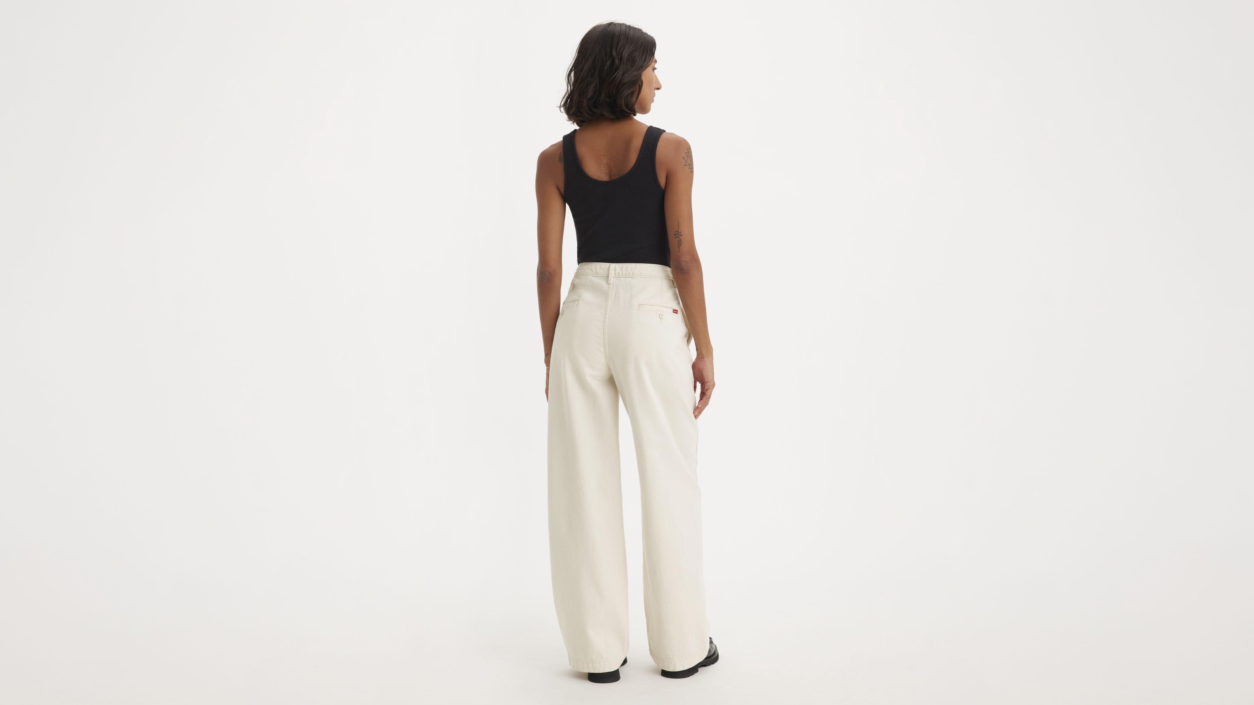 Levi's® WellThread® Women's Ribcage Bell Jeans 3
