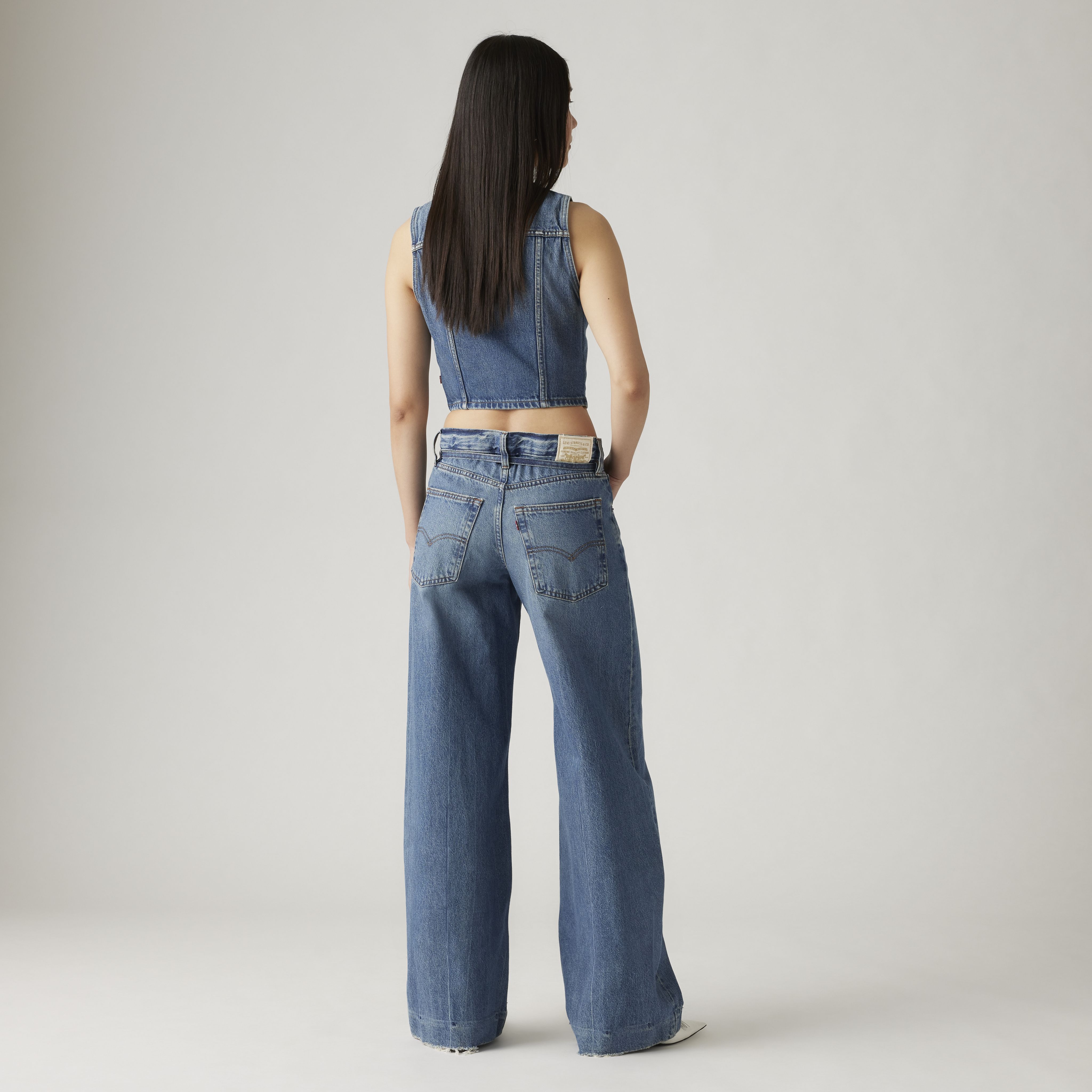 XL Straight Women's Jeans 3