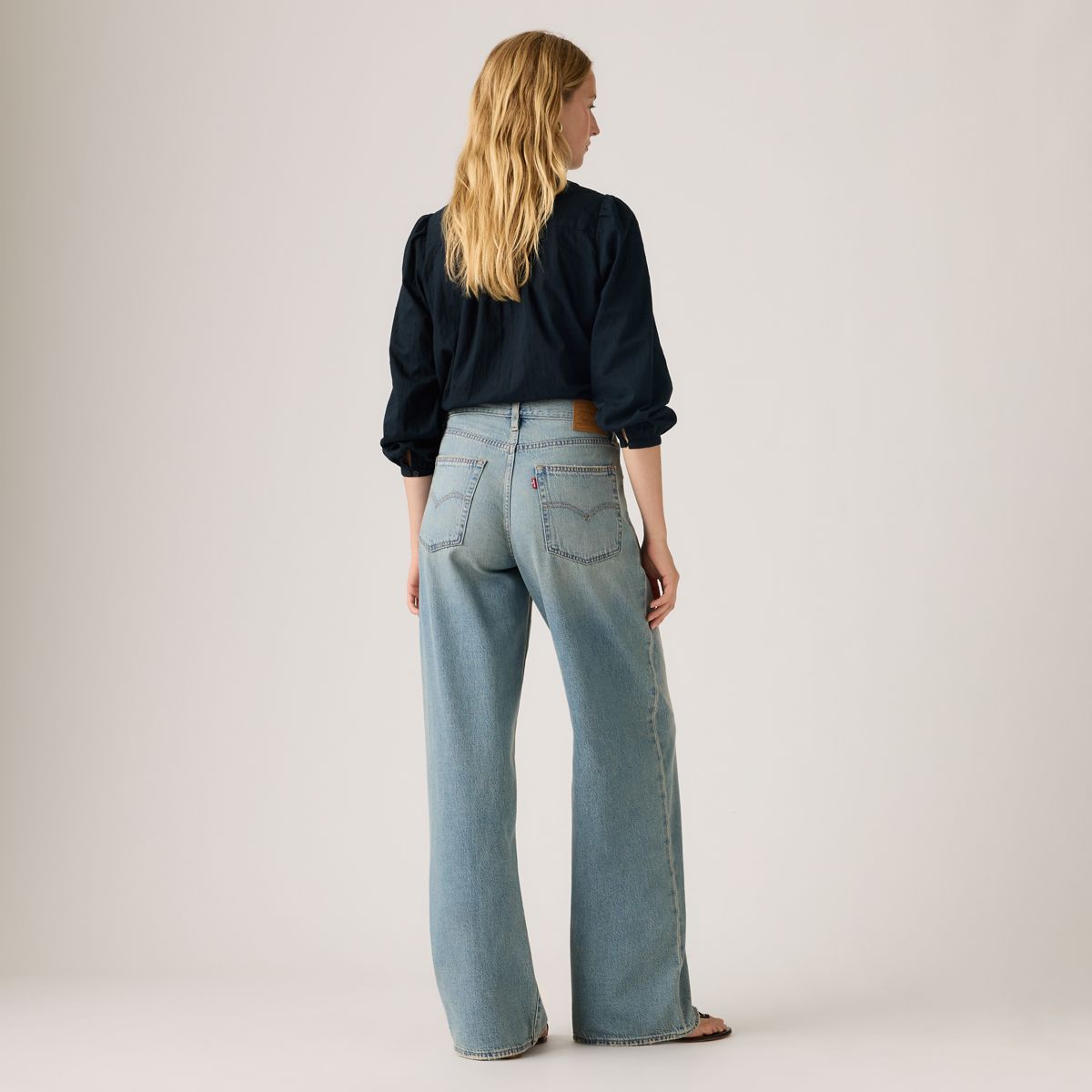 XL Baggy Straight Women's Jeans — Gamble Time - Medium Wash