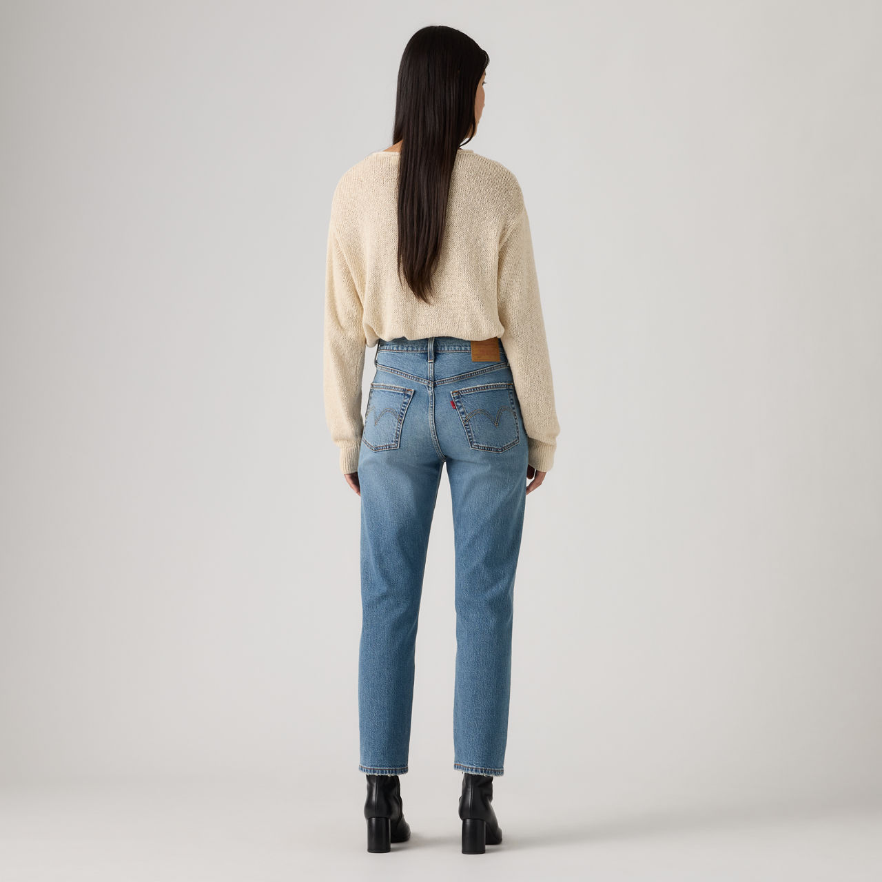 501® Crop Lightweight Jeans 3