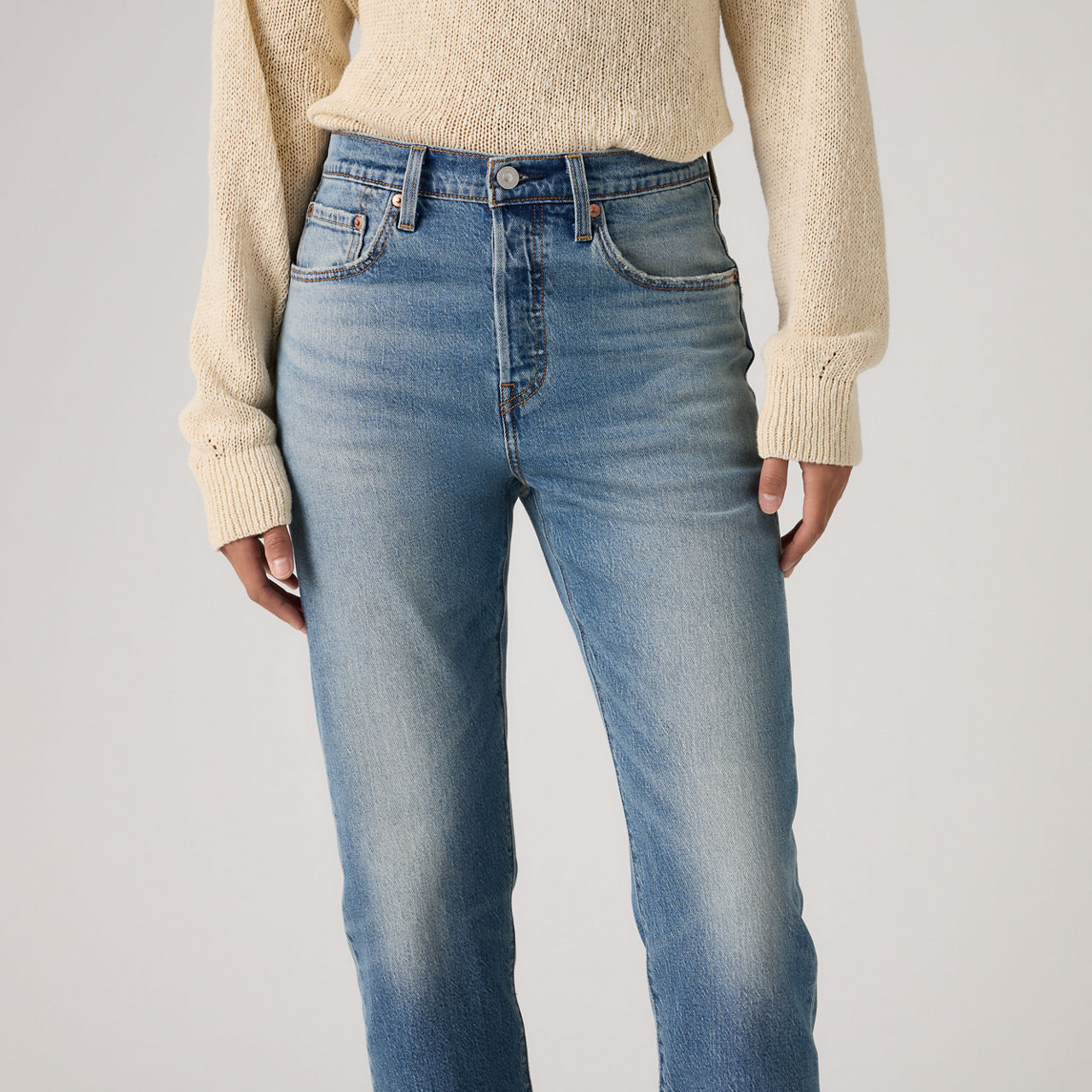 501® Crop Lightweight Jeans 2