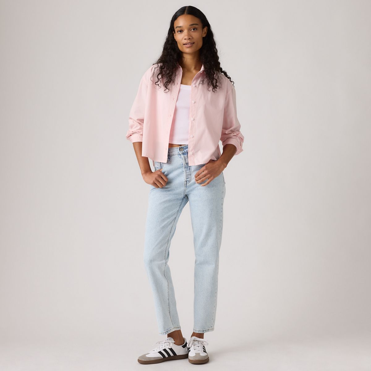 501® Crop Lightweight Jeans — Curious Dawn Lightweight - Light Wash