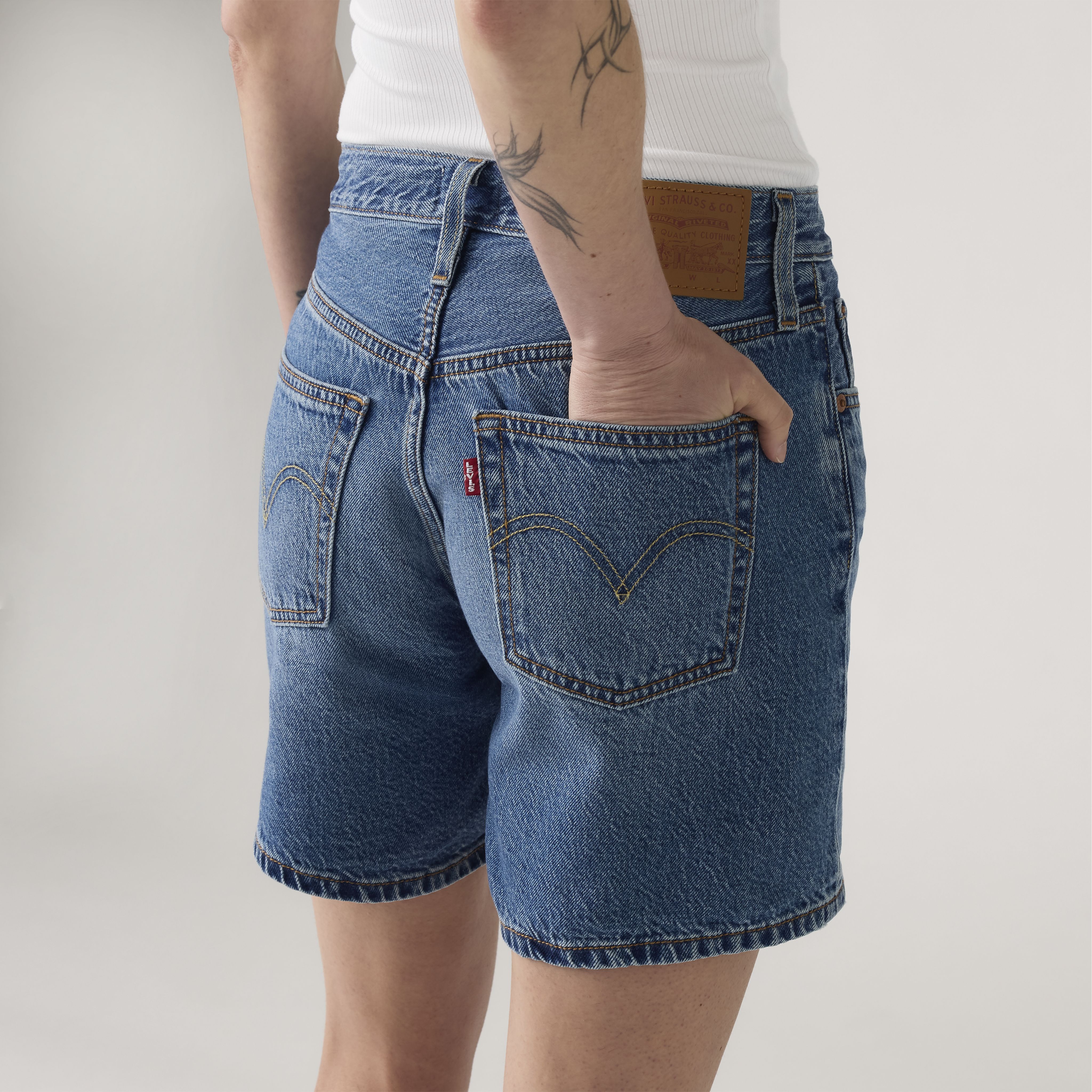 501® Original Fit Mid-Thigh Lightweight Women's Shorts 2