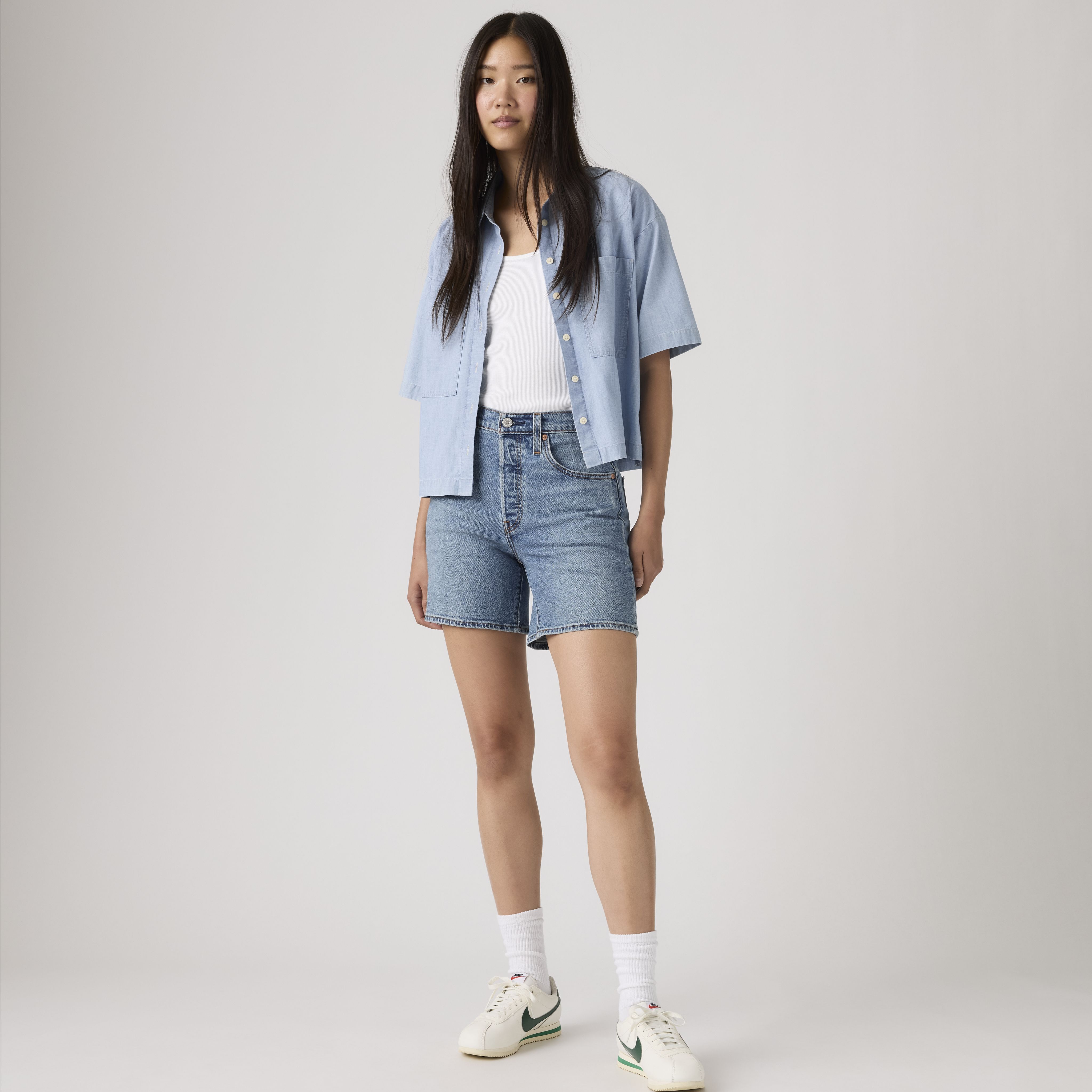 Mid-Thigh Women's Shorts 1