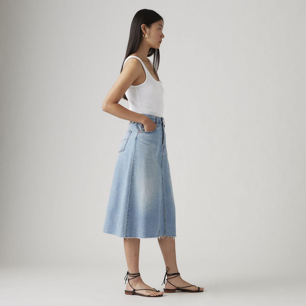 High-Rise A-Line Decon Skirt — Secret Secret - Light Wash