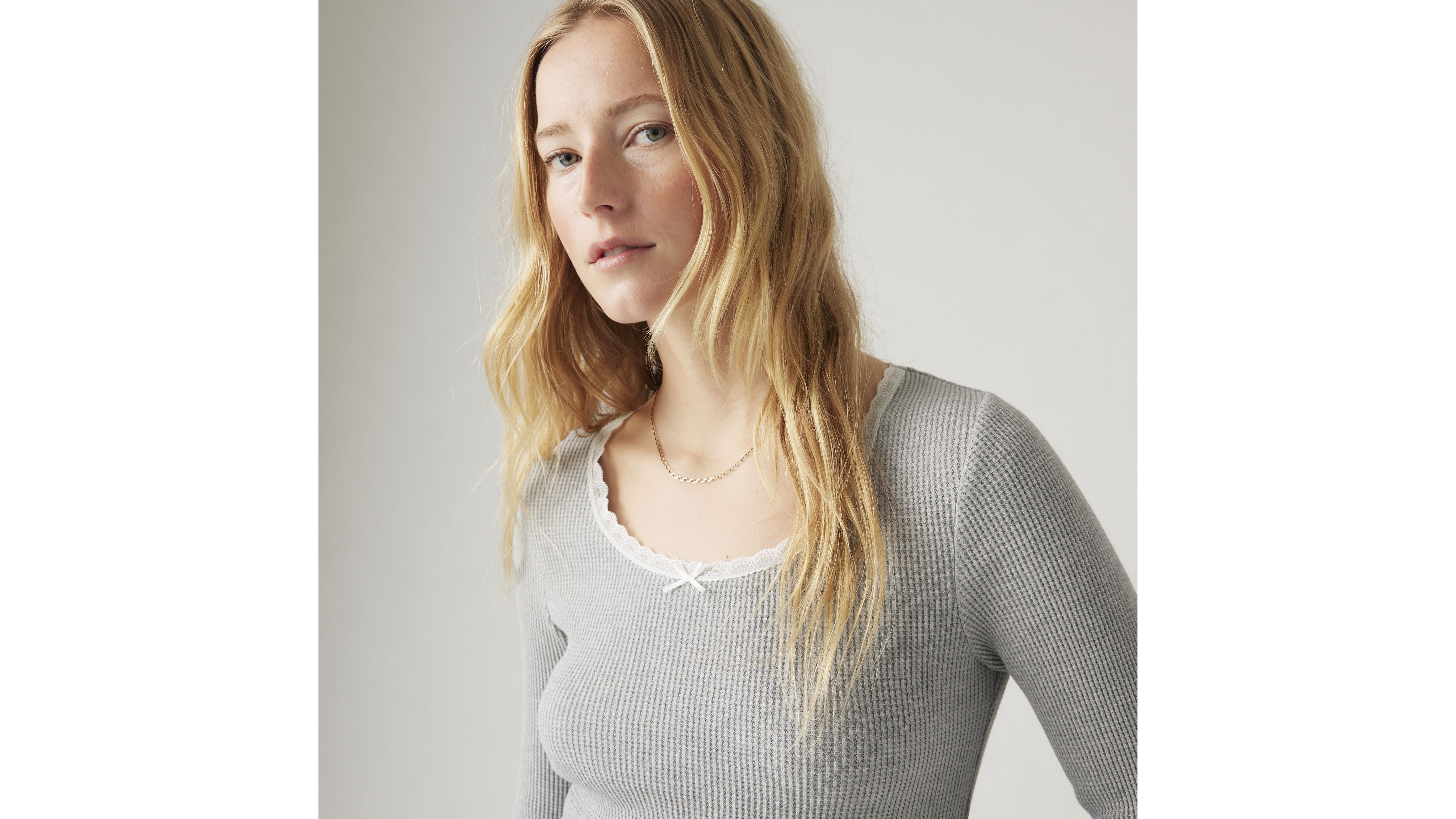 きき新品タグ付き⭐︎Waffle Long Sleeve Tops White Basic Waffle Long Sleeve – Twojeys