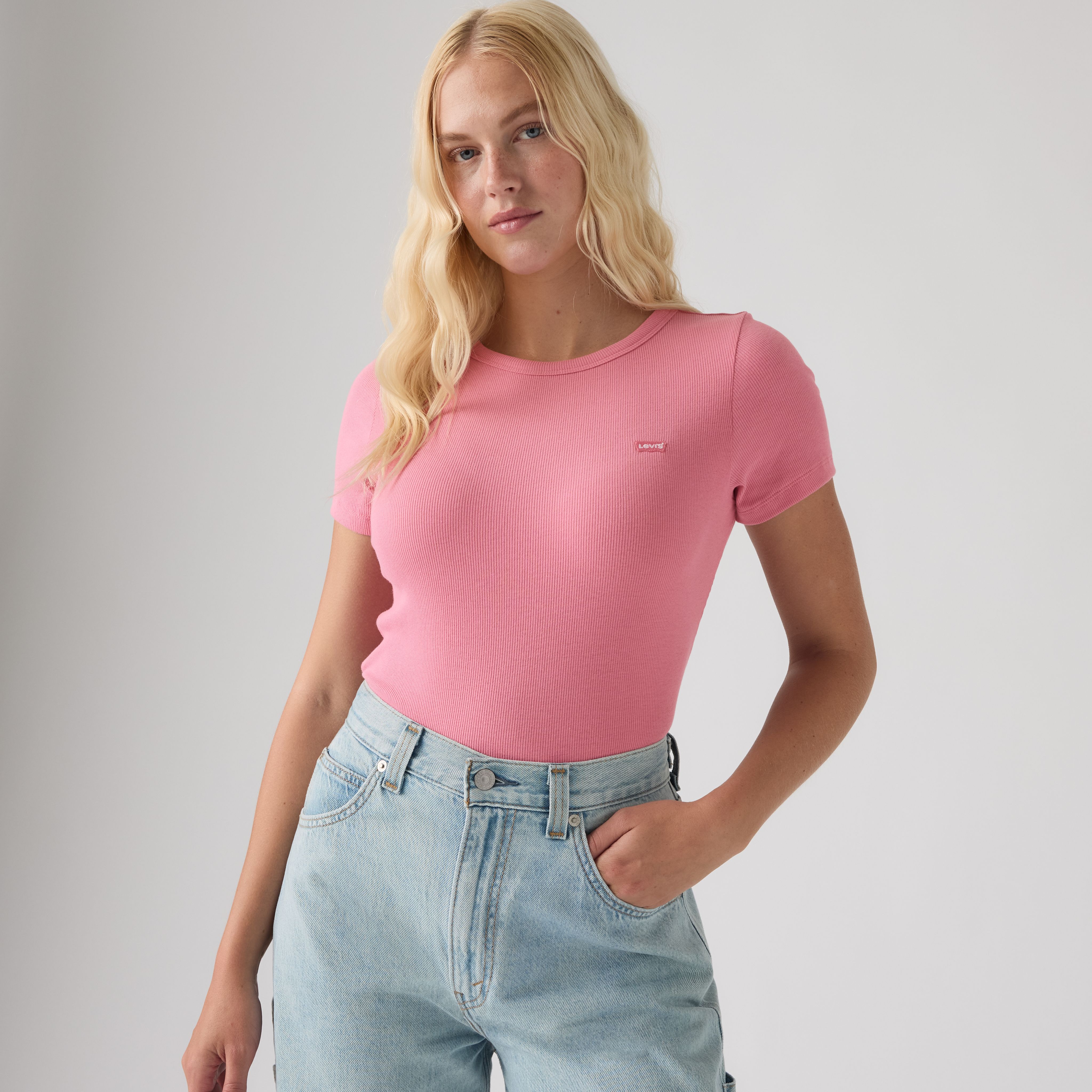 Levi's Women's Pink / Tameless Rose Hayes Tee - Xs