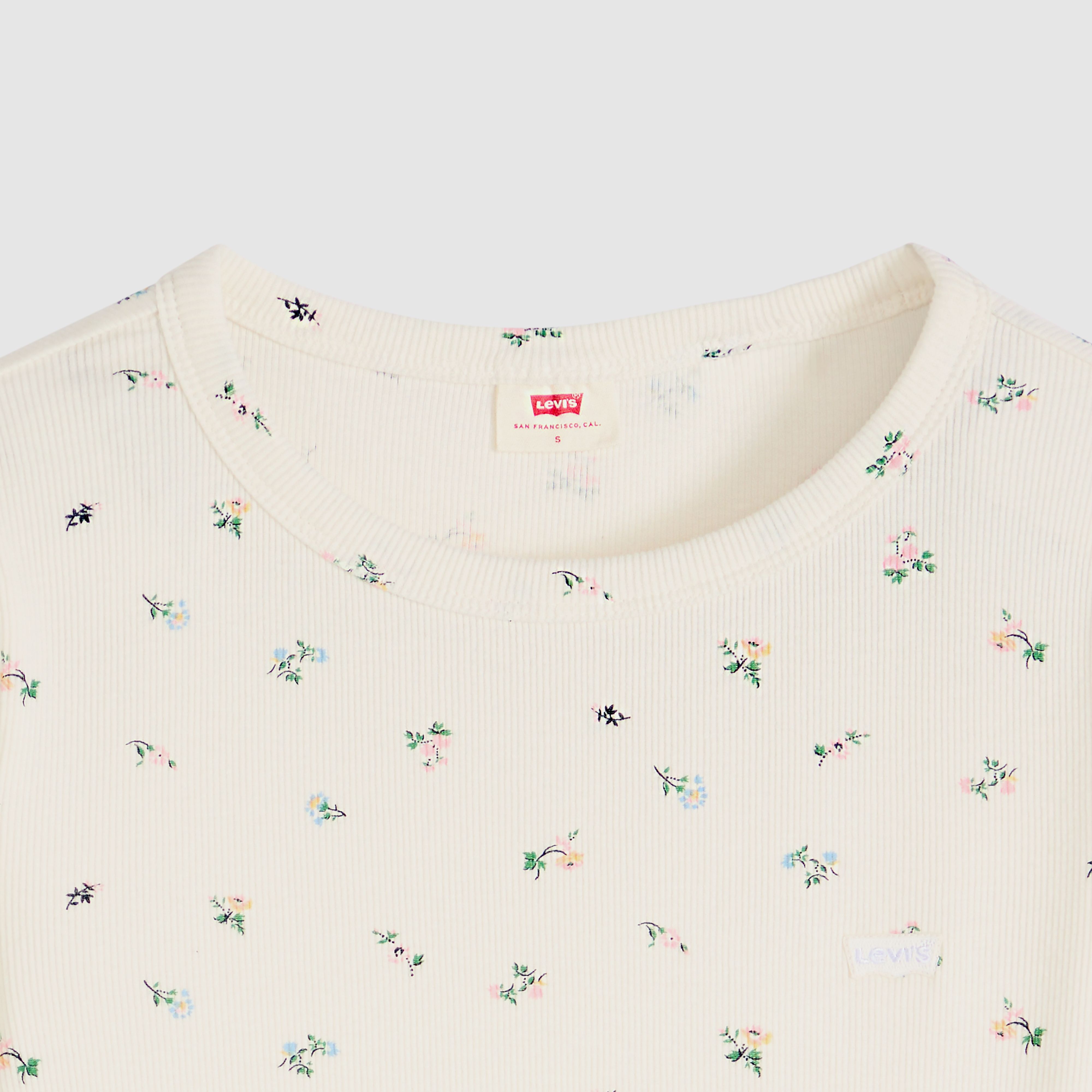 Levi's® Women's Hayes Long-Sleeve Tee 6