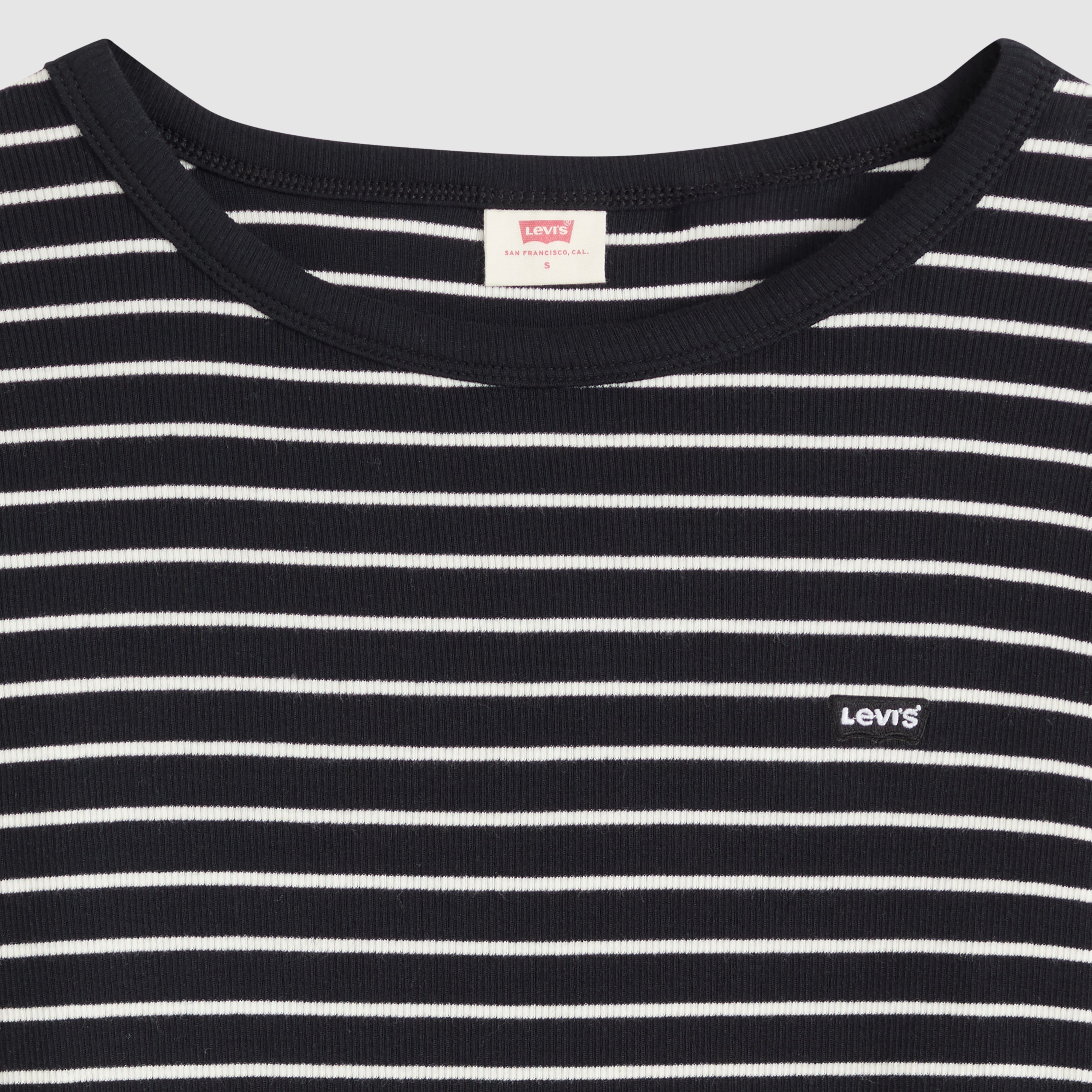 Hayes Long-Sleeve Tee 6