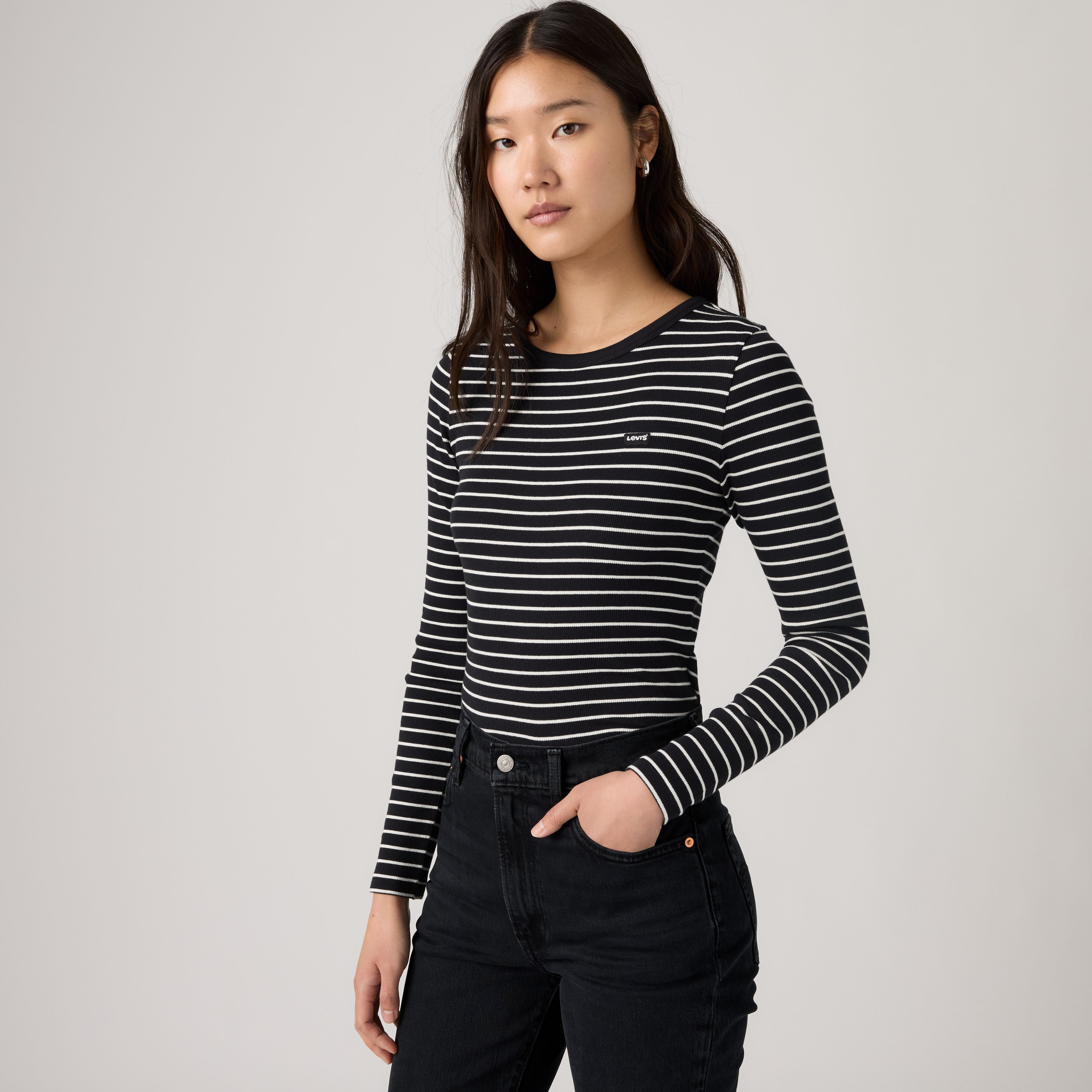 Hayes Long-Sleeve Tee 1