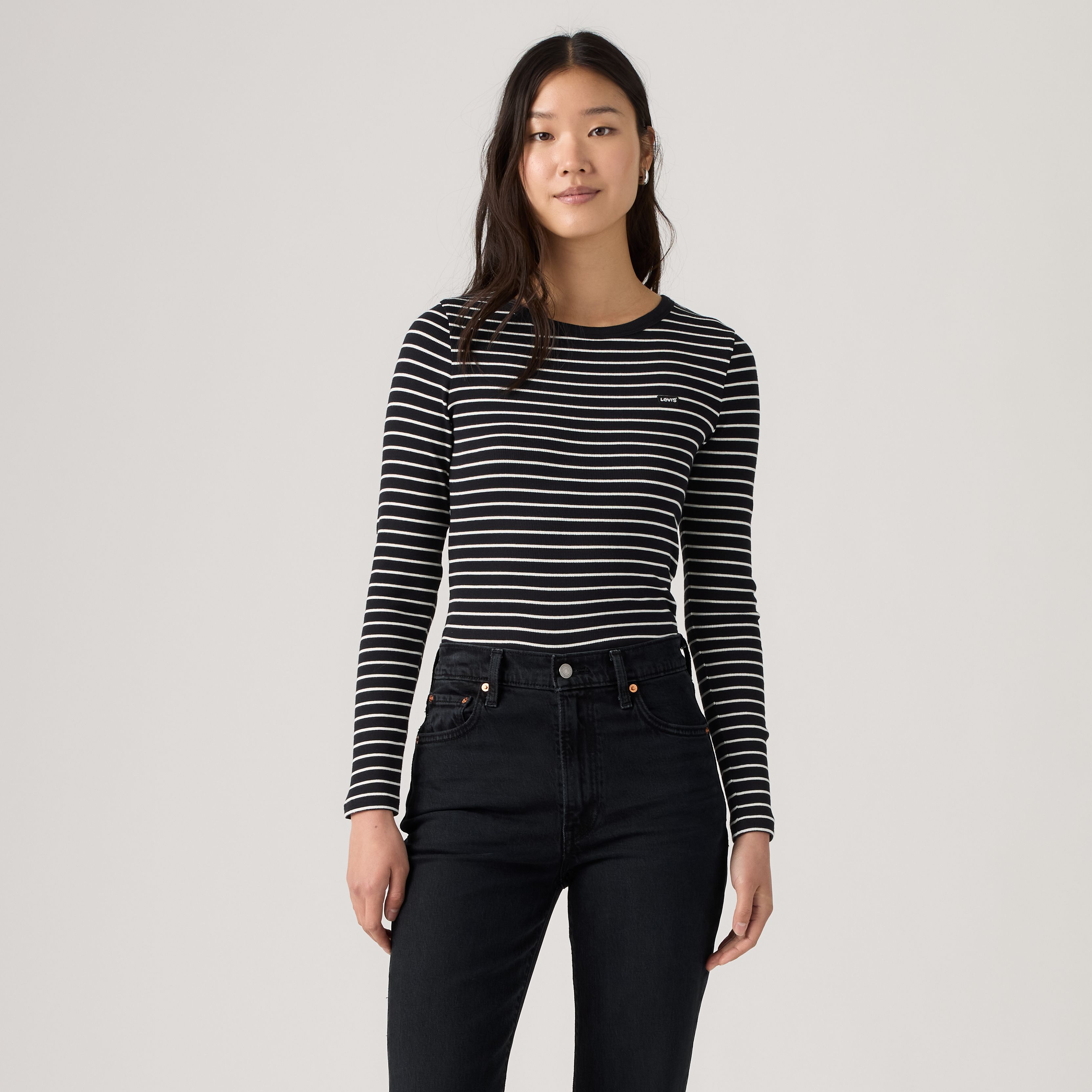 Hayes Long-Sleeve Tee 12
