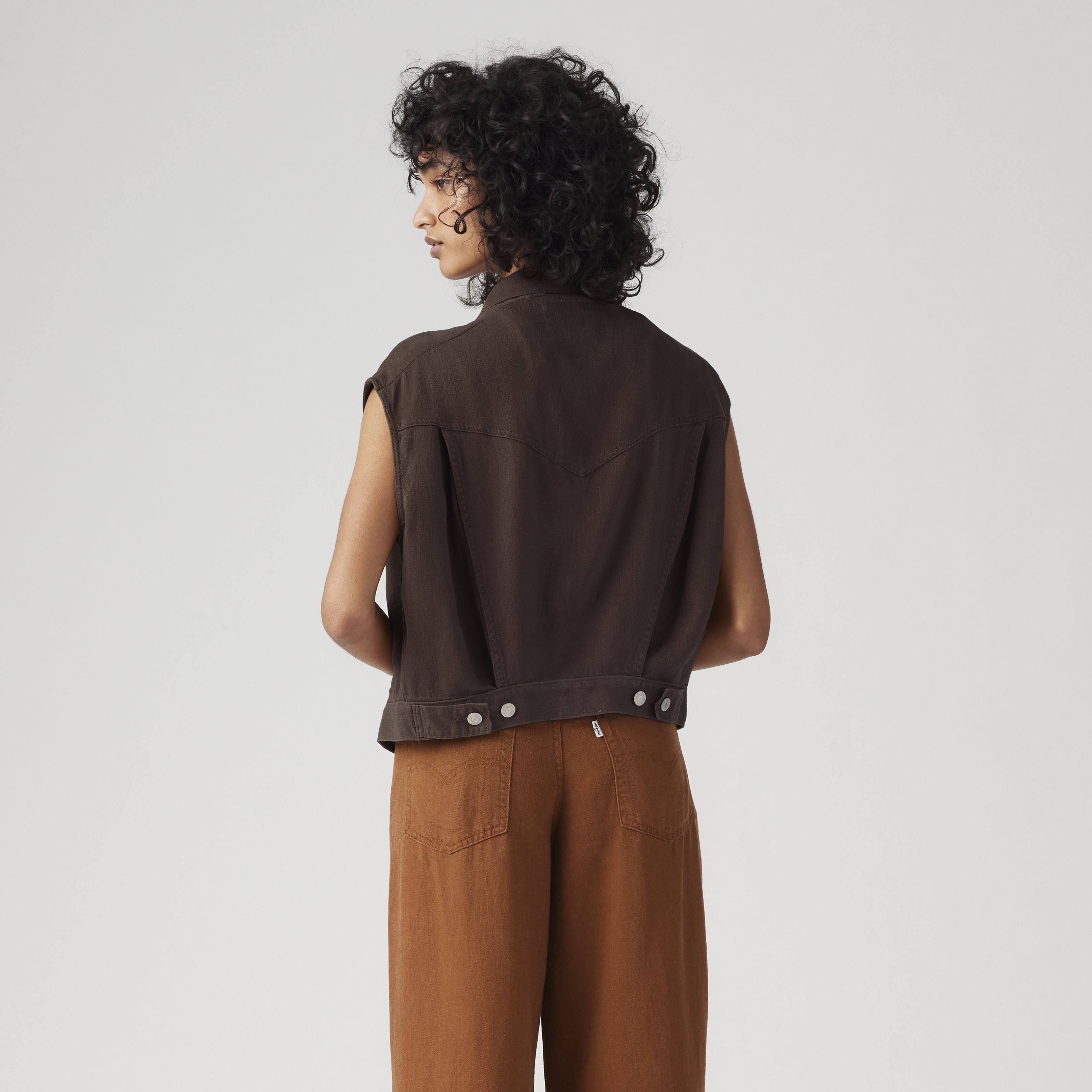 Shrunken '90s Vest 3