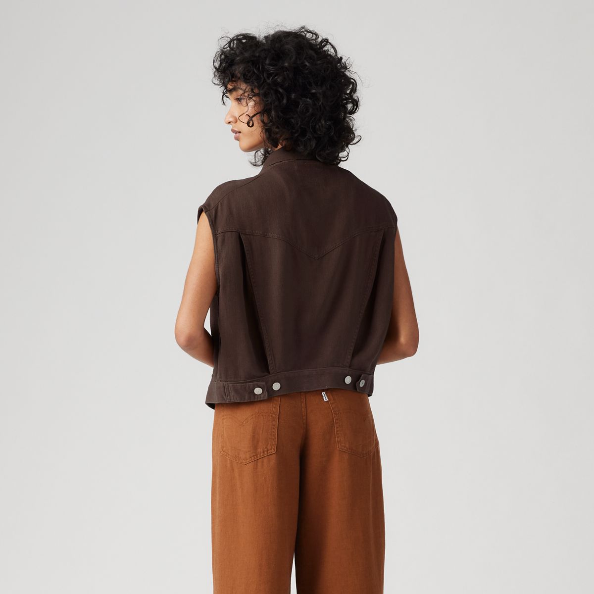 Shrunken '90s Linen Vest — Hot Fudge - Brown