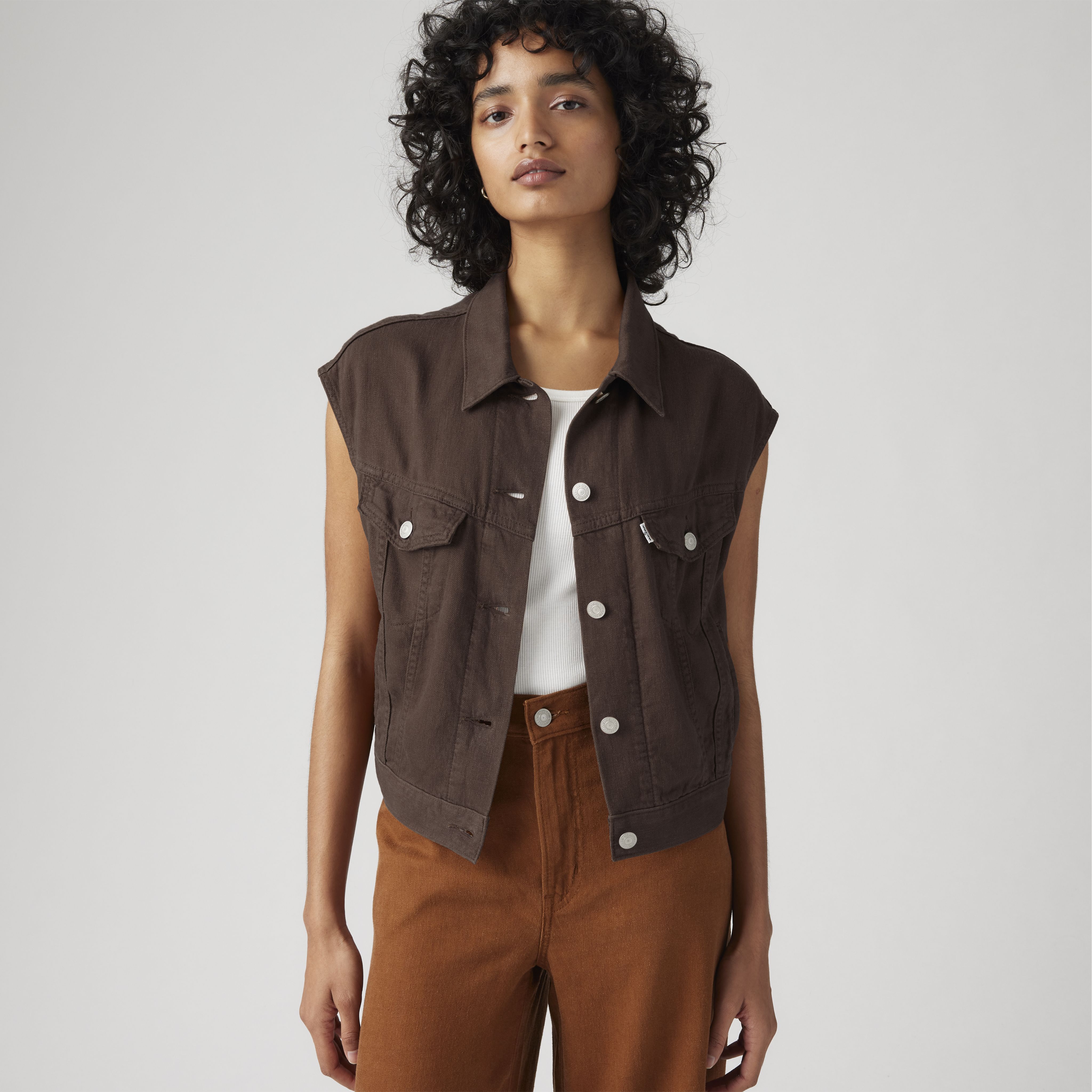 Shrunken '90s Vest 1