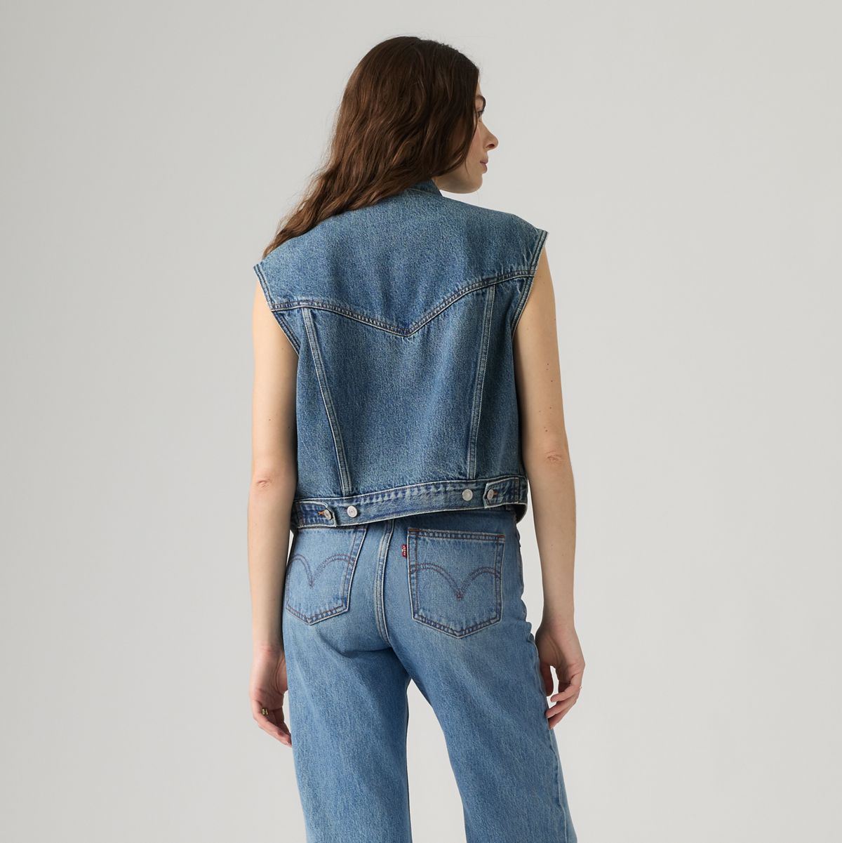 Shrunken '90s Linen Vest — Turning Heads - Medium Wash