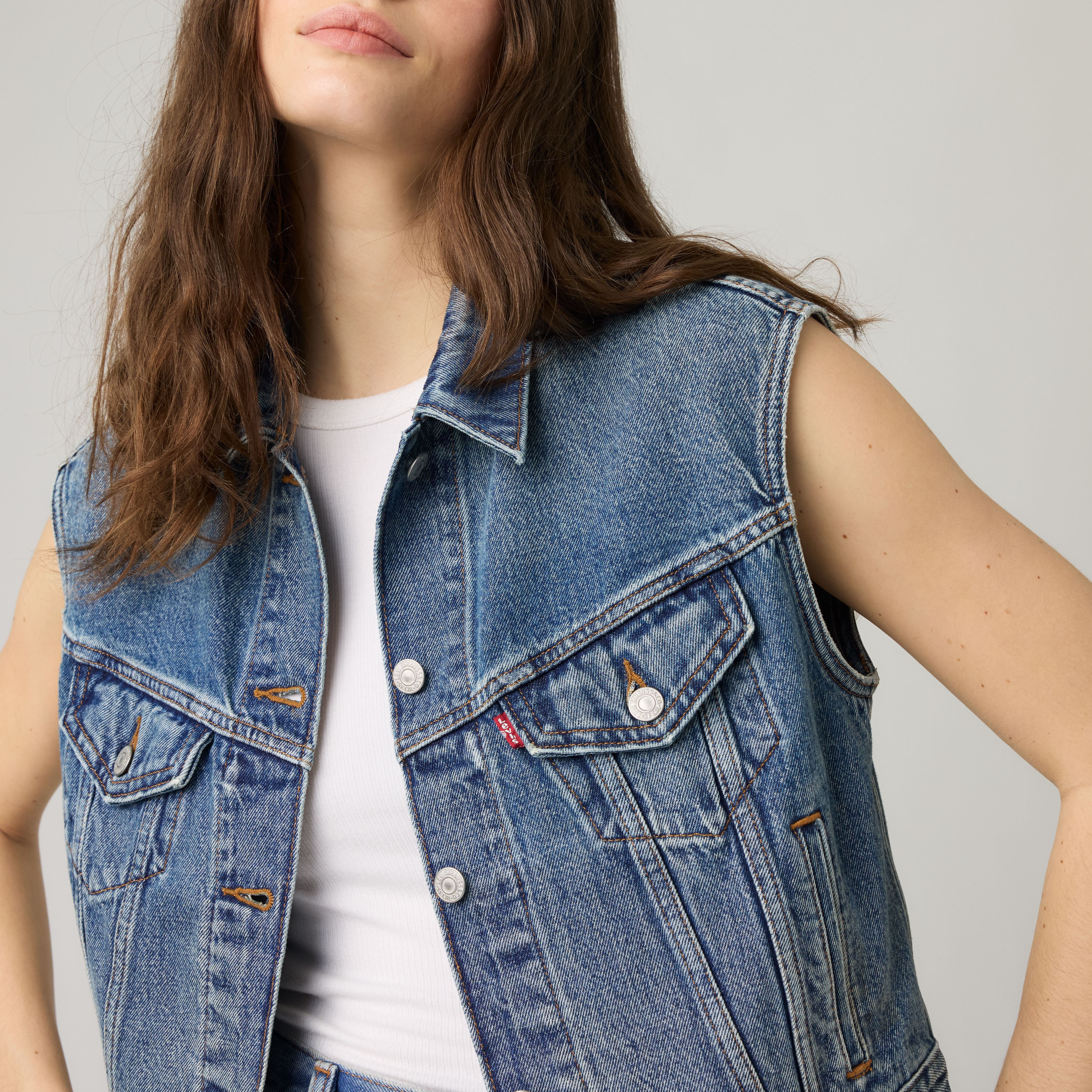 Shrunken '90s Trucker Vest 2