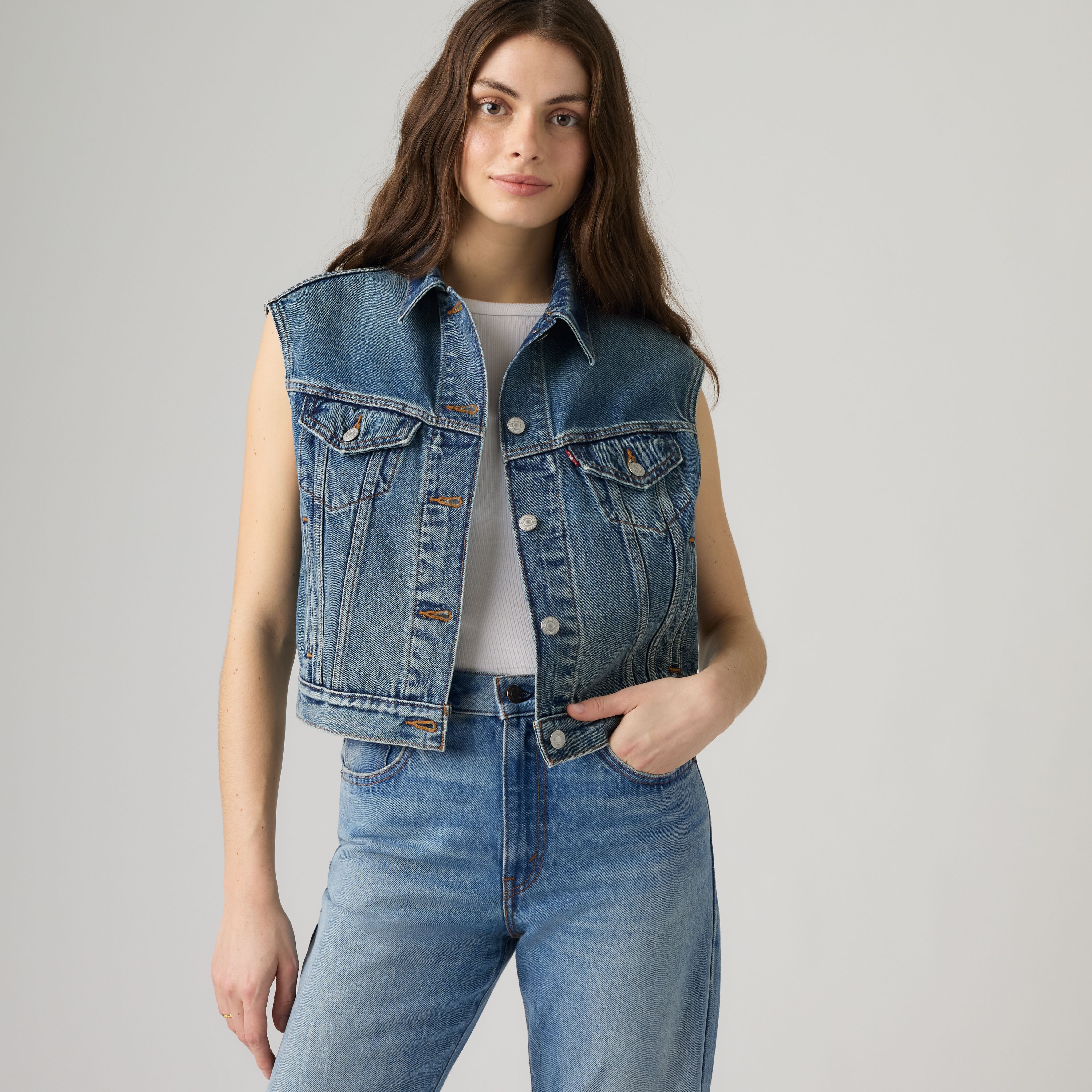 Shrunken '90s Trucker Vest 1