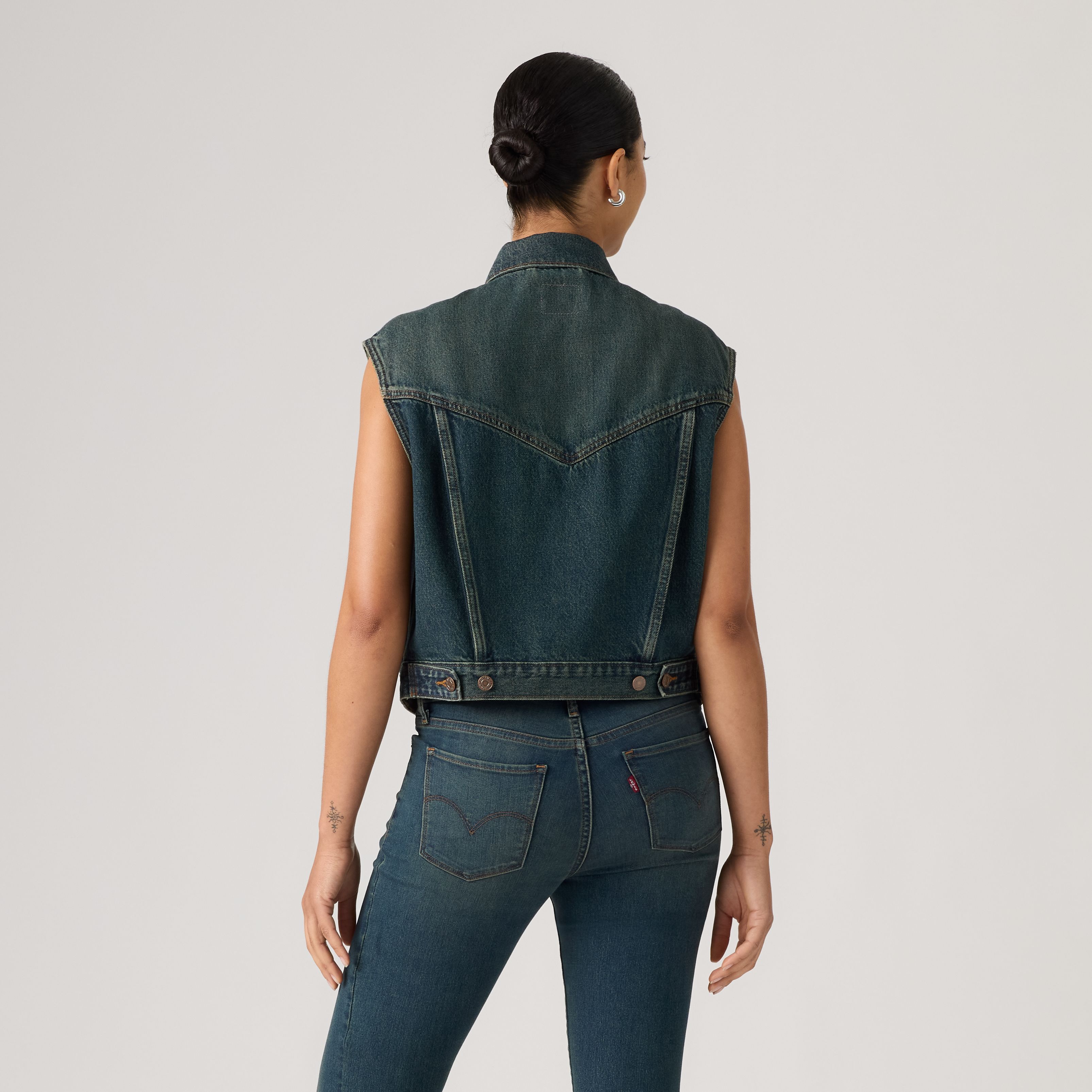 Shrunken '90s Trucker Vest 4