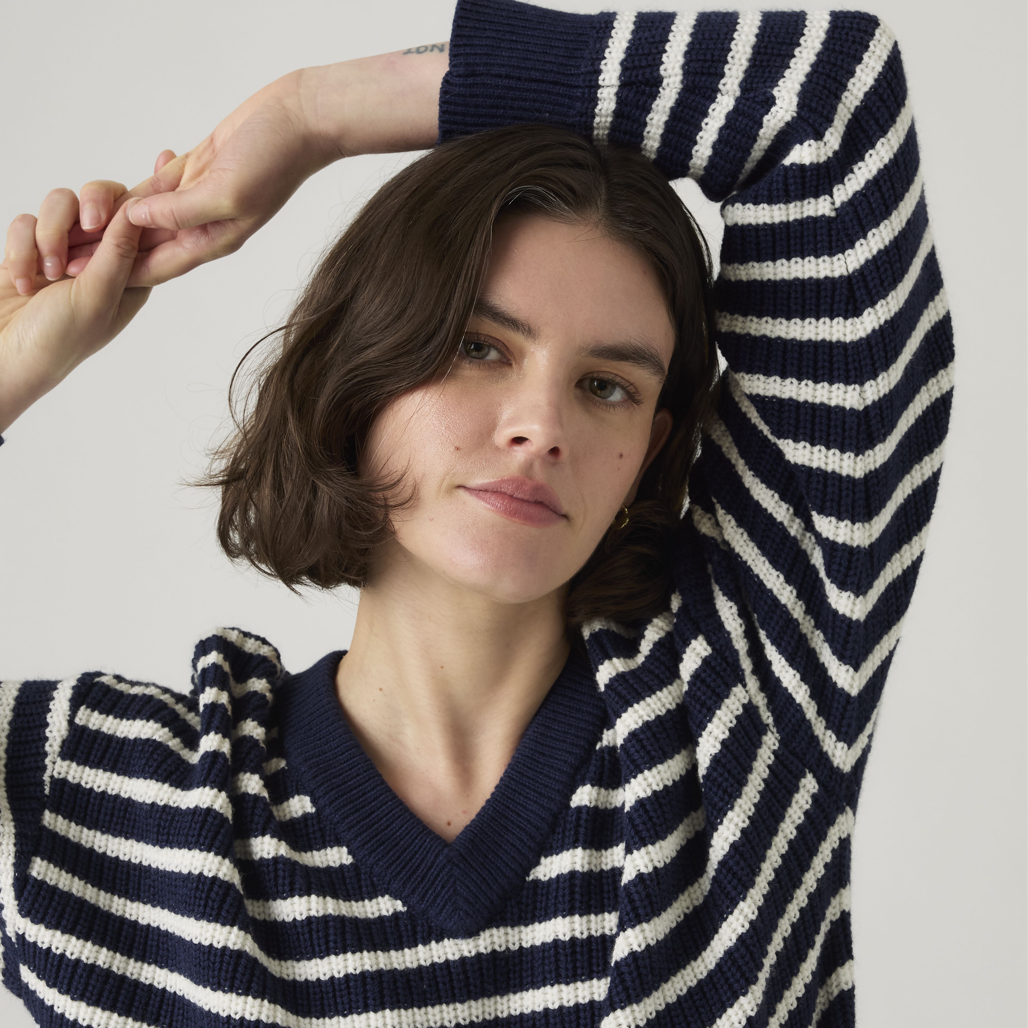 Reese V-Neck Sweater 4