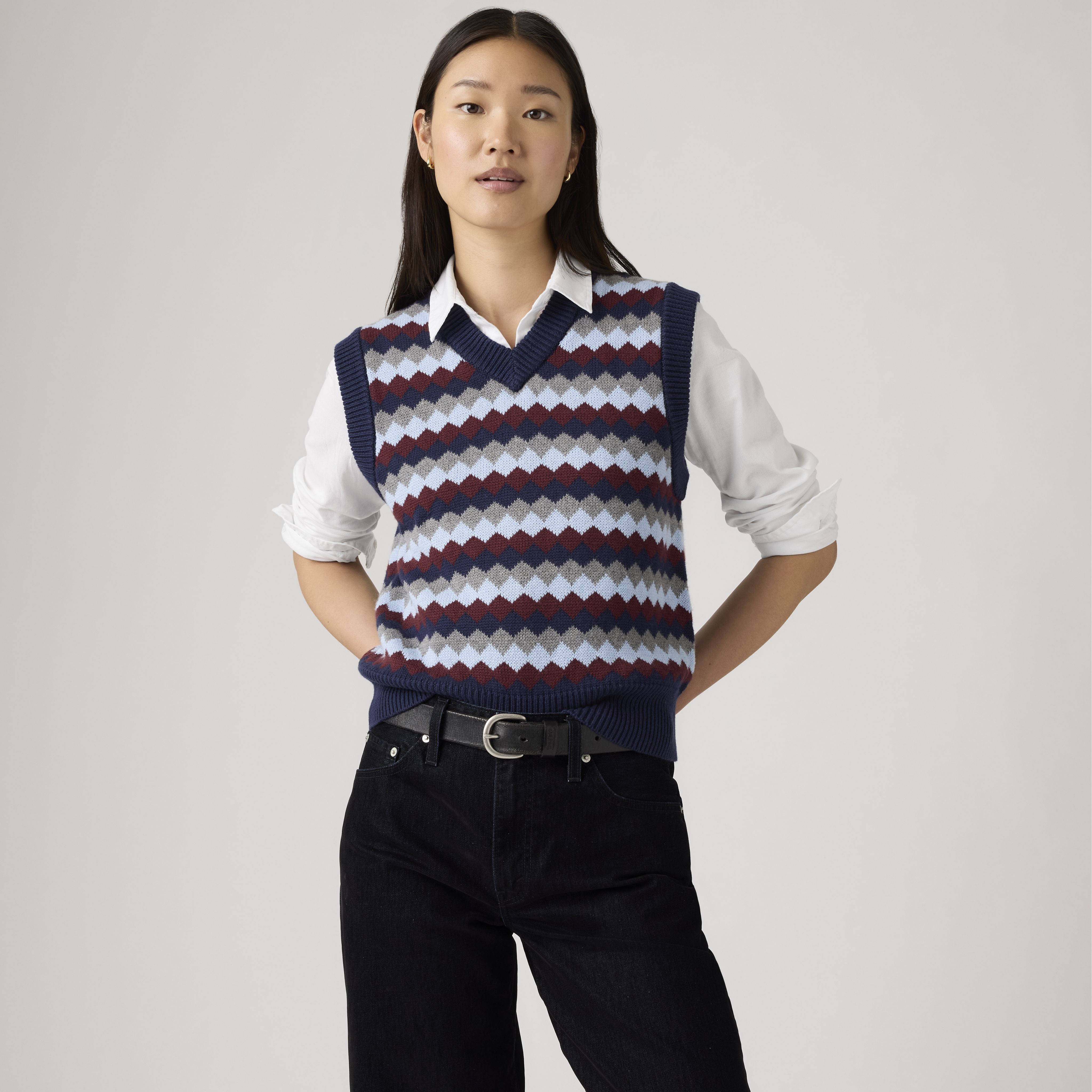 Charlie V-Neck Vest 1