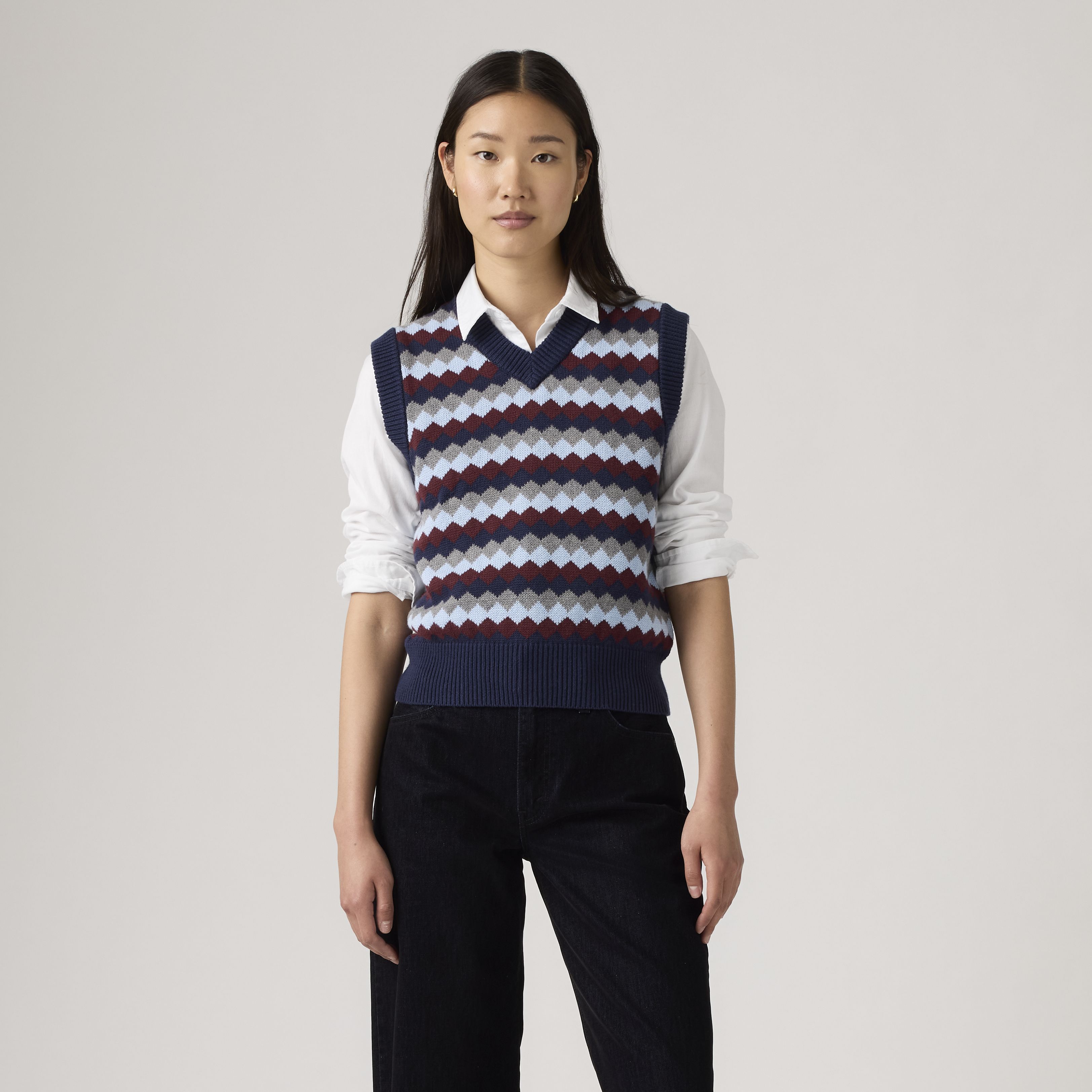 Charlie Vest met V-hals 2