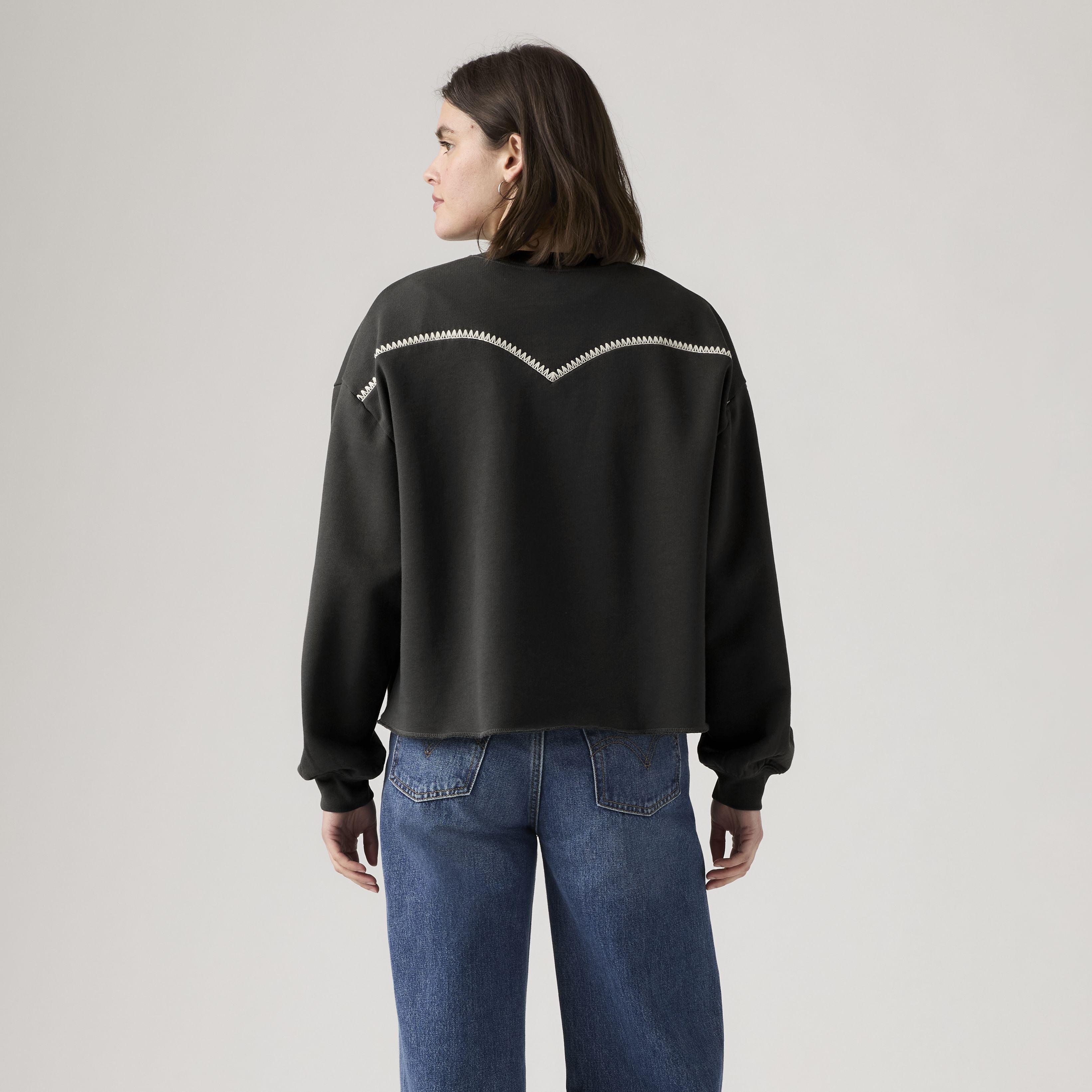 Leo Western Yolk Sweatshirt 4